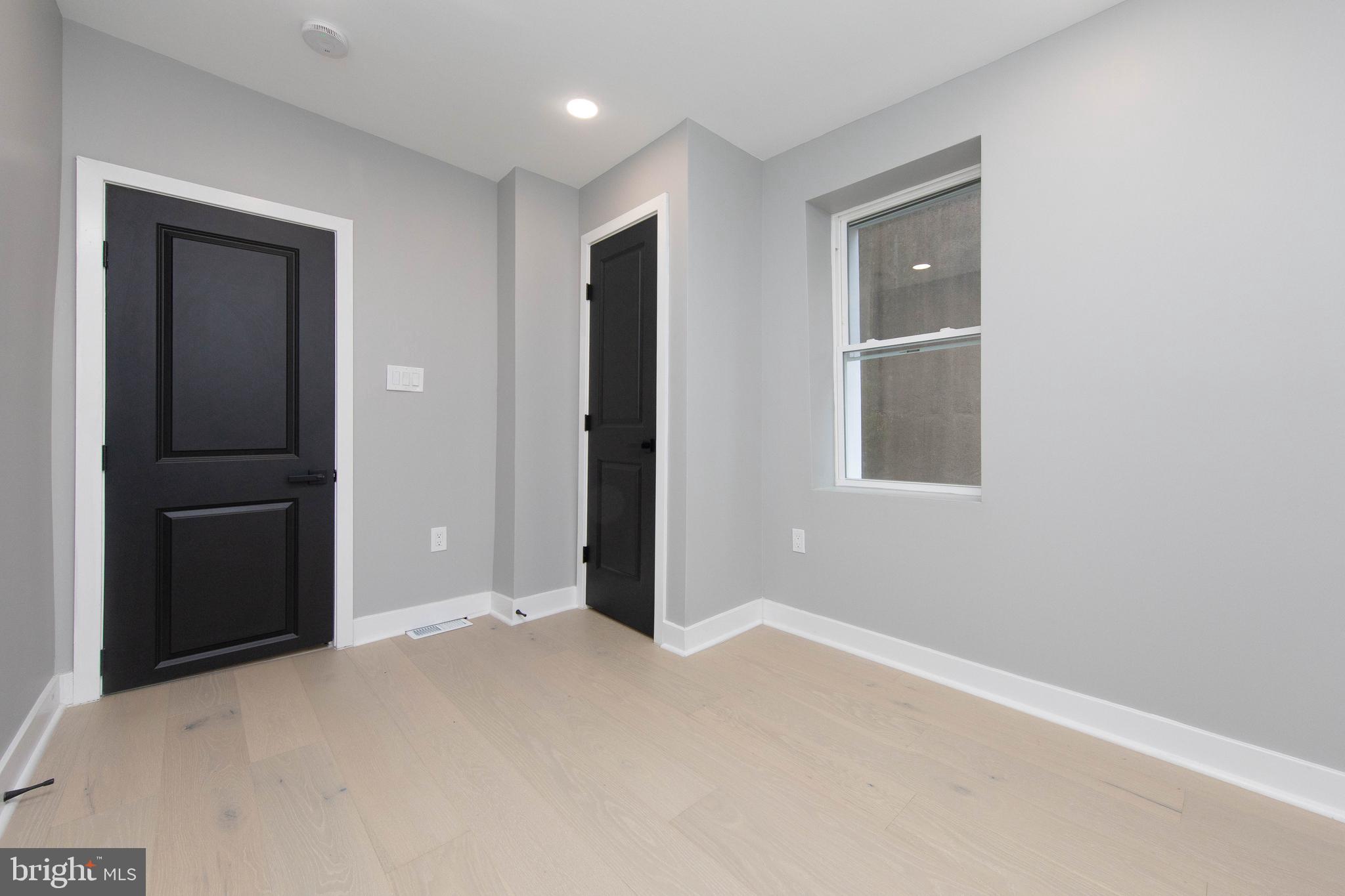 FRANCISVILLE - Residential