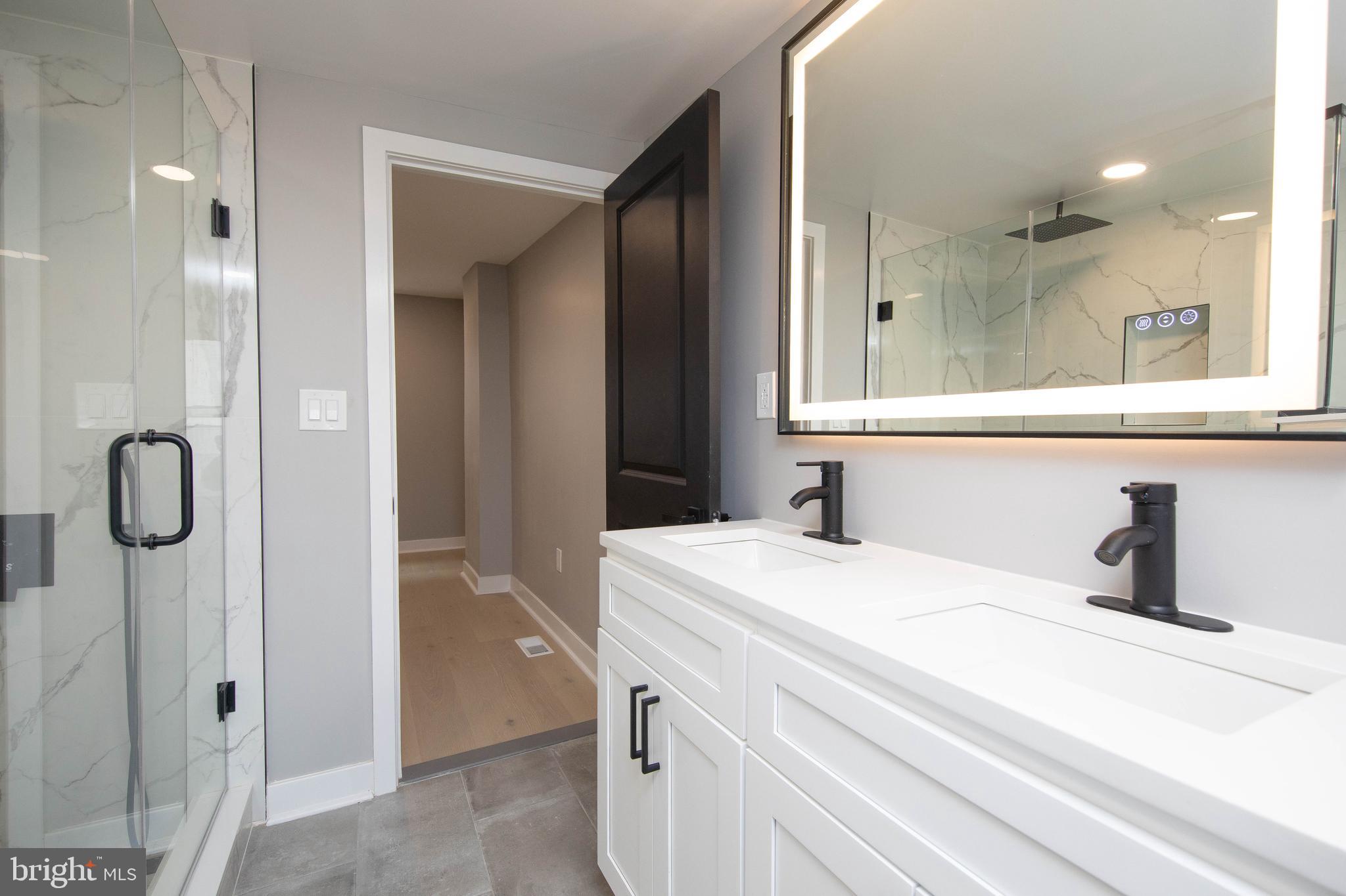 FRANCISVILLE - Residential