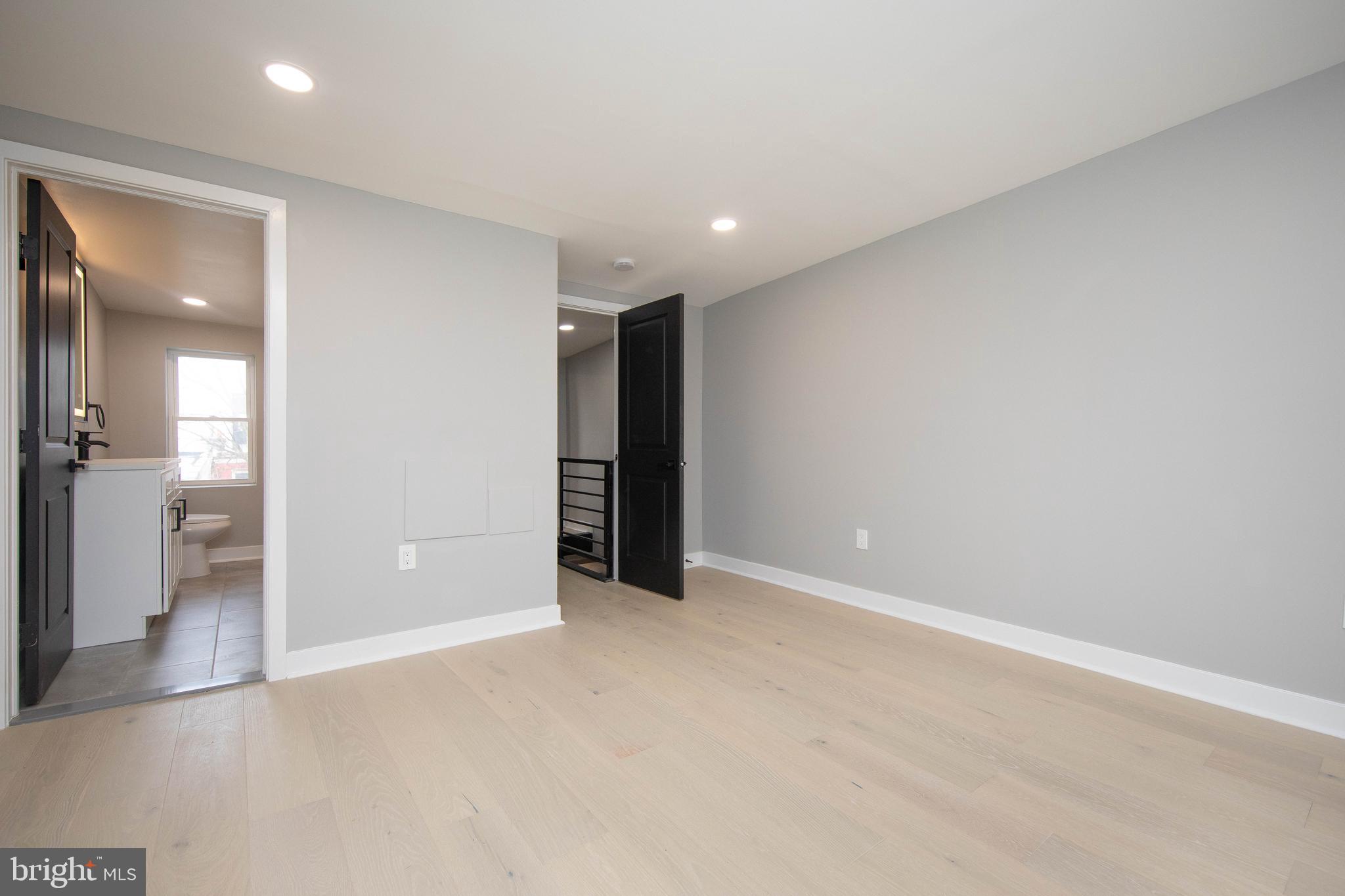 FRANCISVILLE - Residential