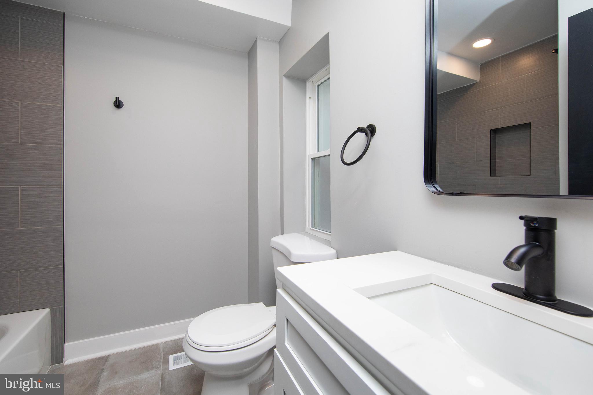 FRANCISVILLE - Residential