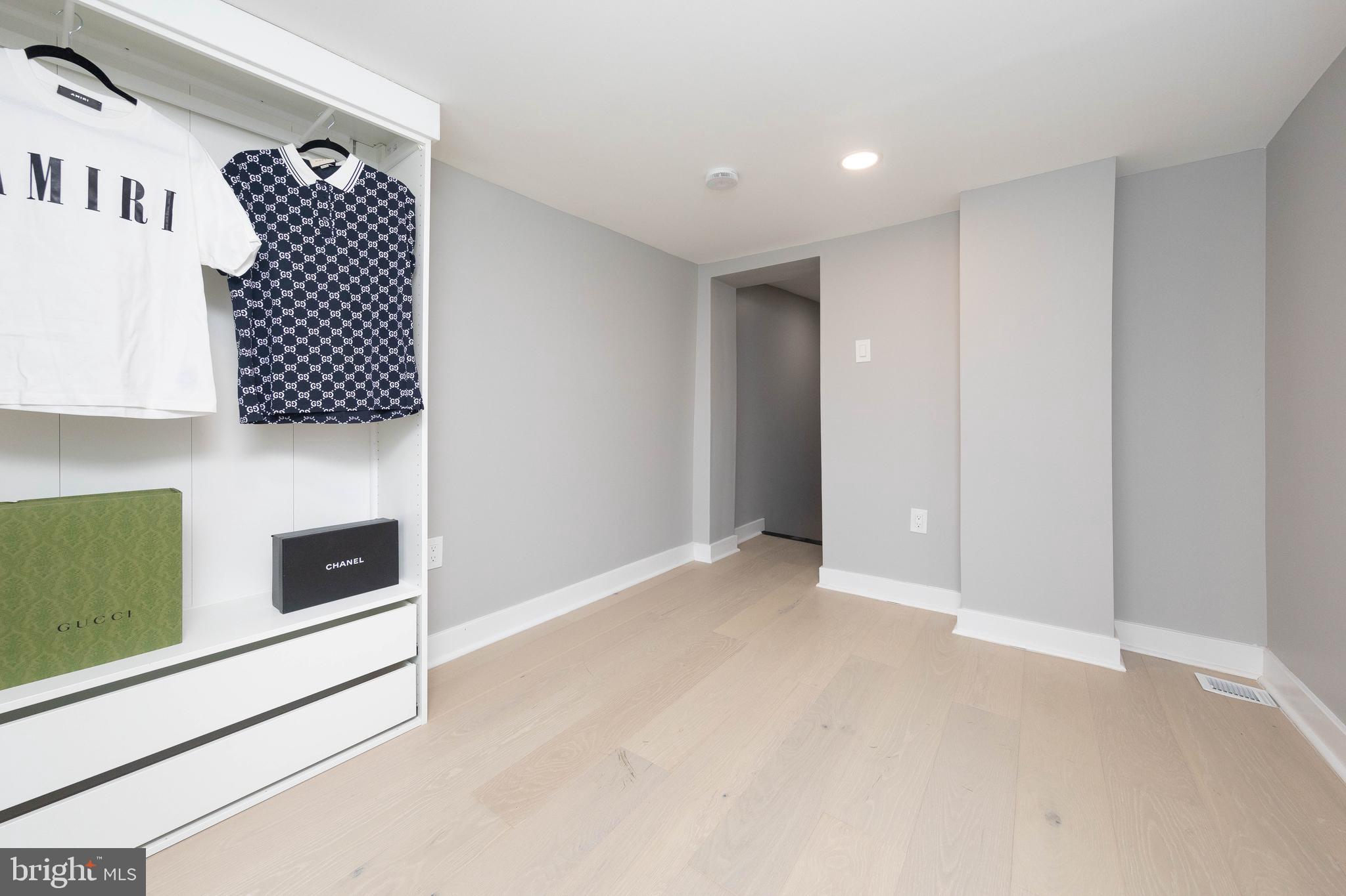 FRANCISVILLE - Residential