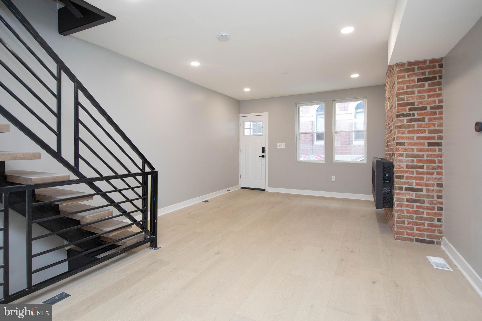 FRANCISVILLE - Residential