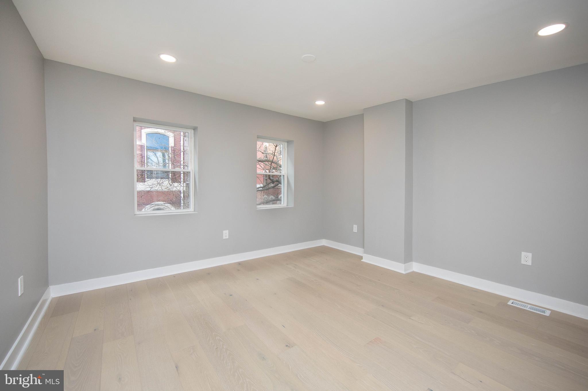 FRANCISVILLE - Residential