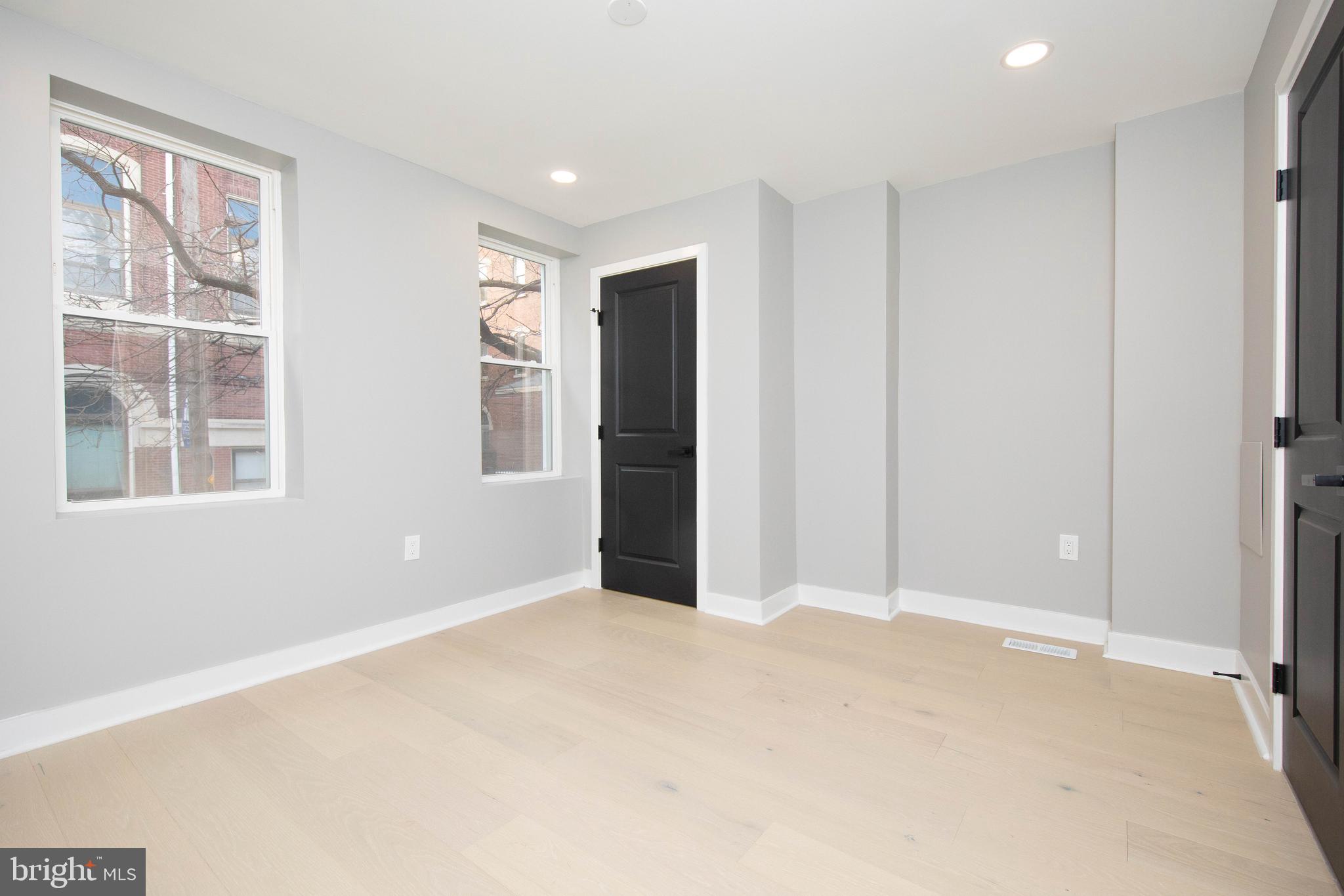 FRANCISVILLE - Residential