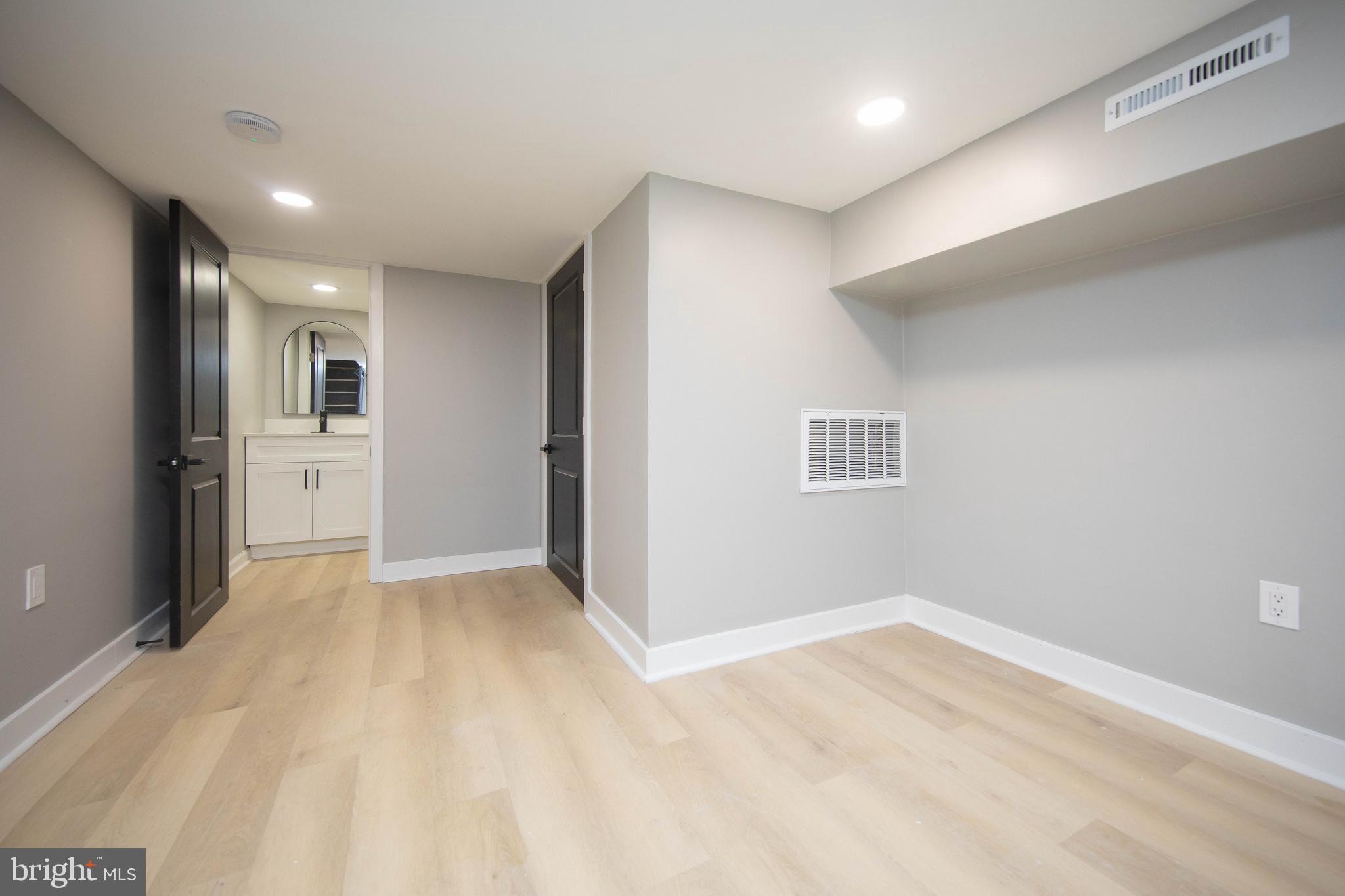 FRANCISVILLE - Residential