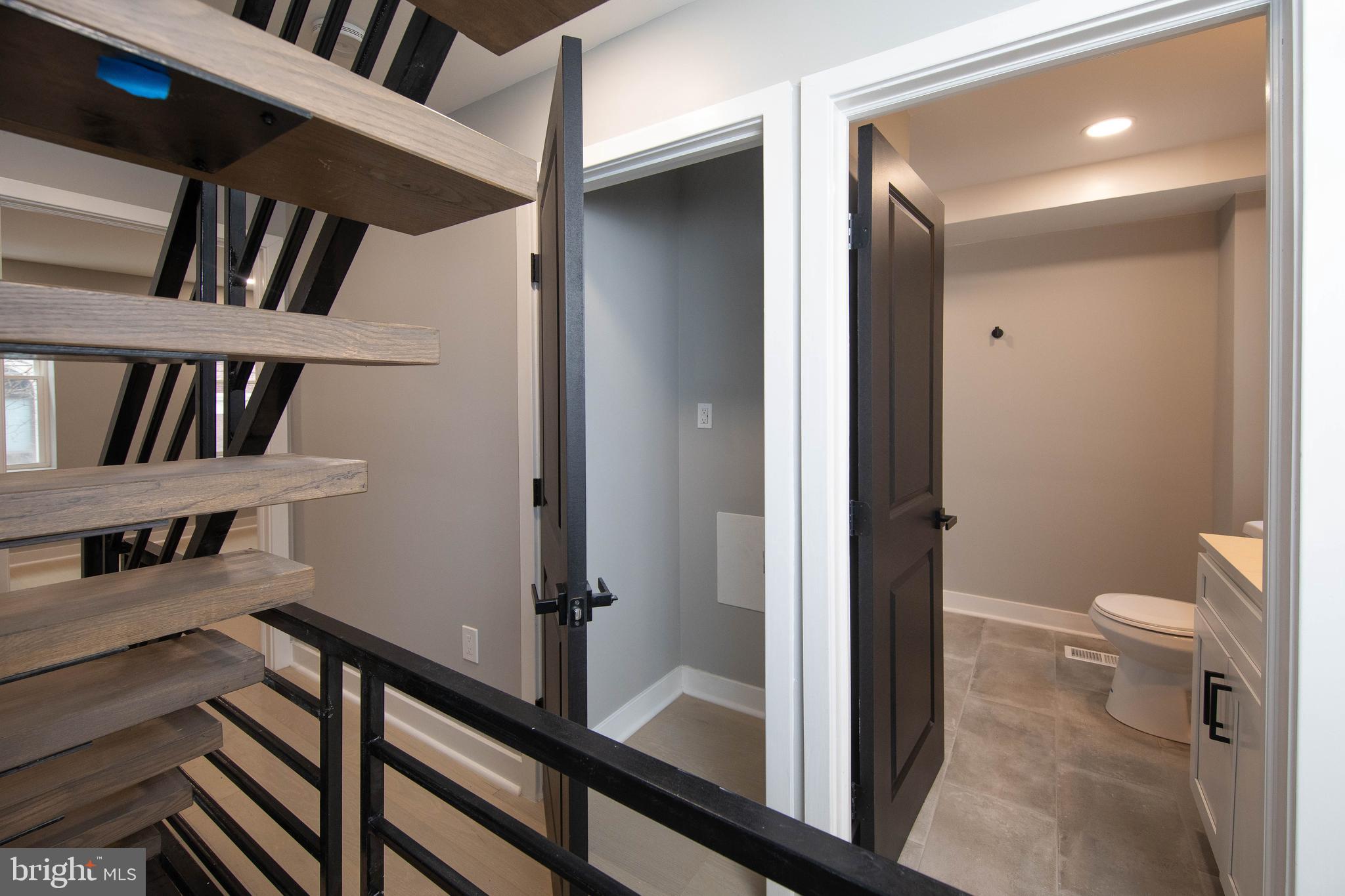 FRANCISVILLE - Residential