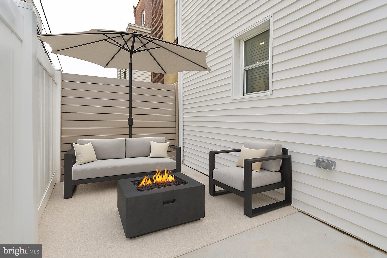 FRANCISVILLE - Residential