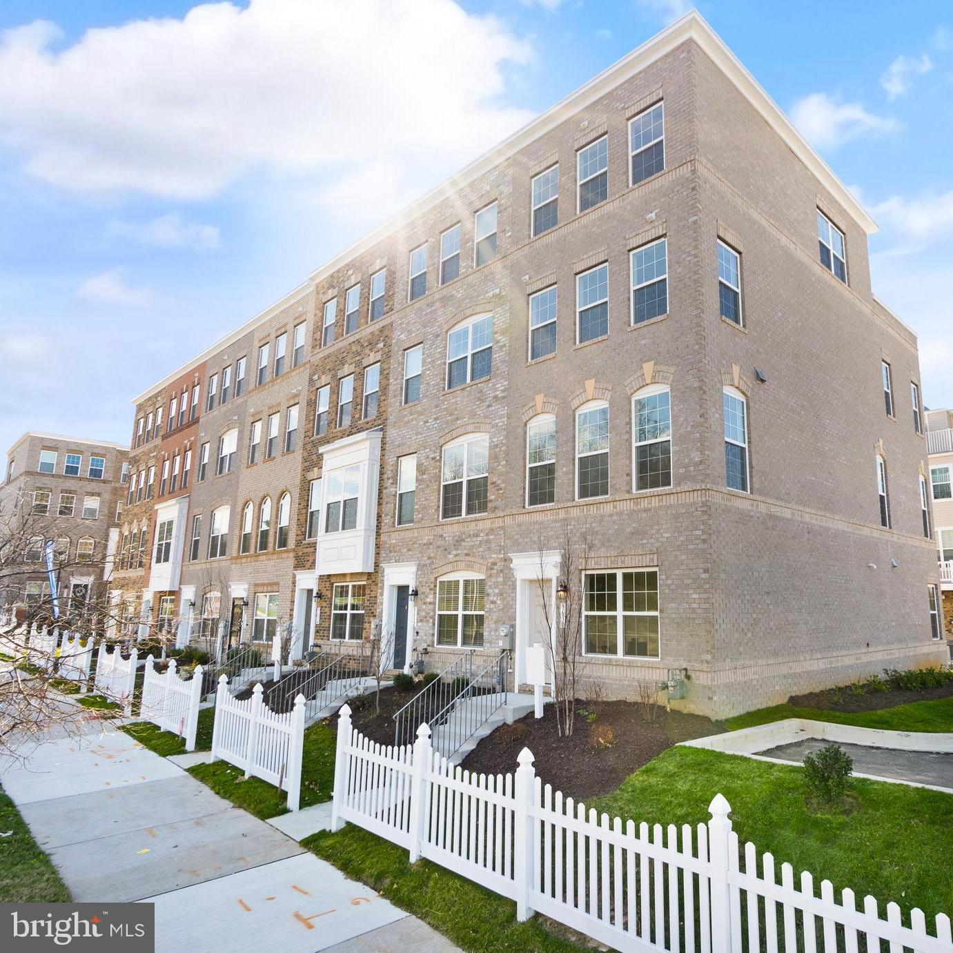 WESTPHALIA ROW - Residential Lease