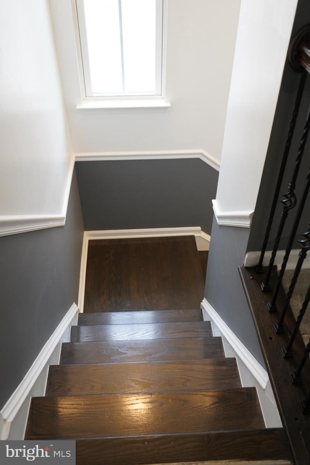 BRADLEY SQUARE - Residential