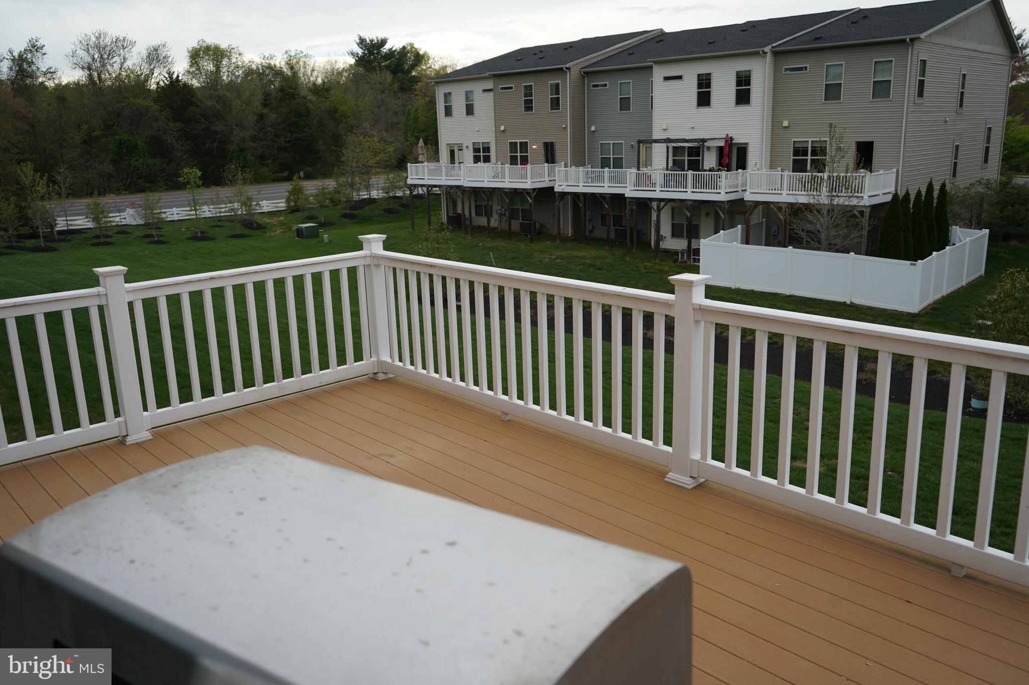 BRADLEY SQUARE - Residential