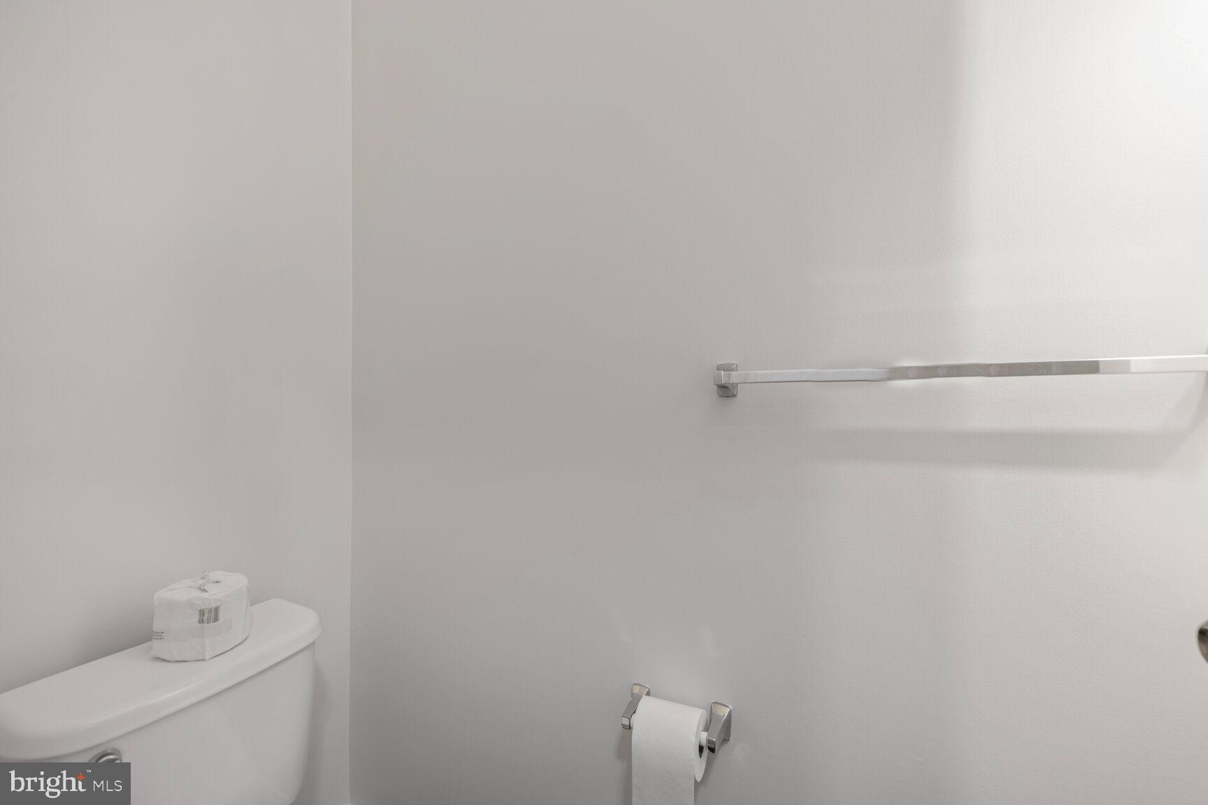 SUMMIT CROSSING CODM - Residential Lease