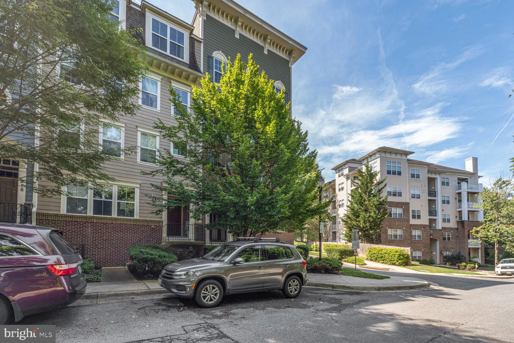 SUMMIT CROSSING CODM - Residential Lease