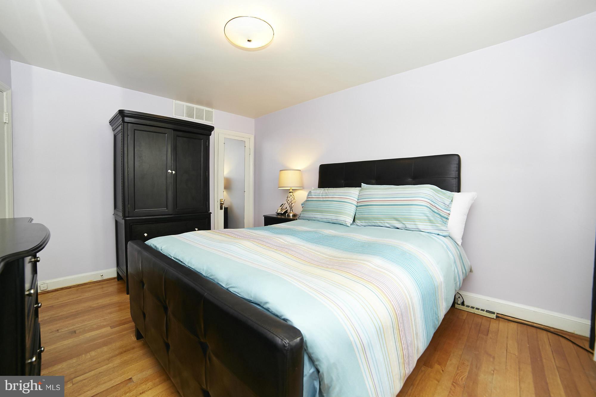 WEST HILLS - Residential