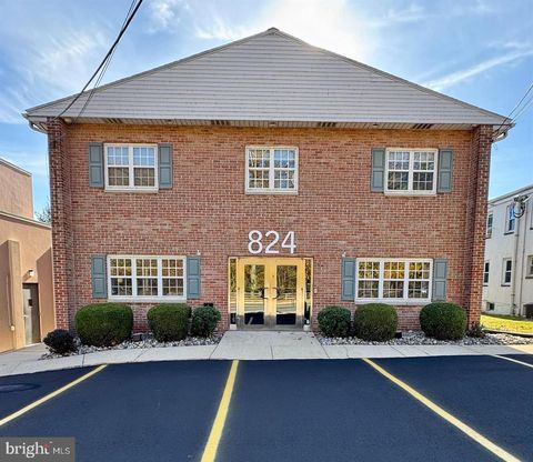 Photo of 824 Philadelphia Pike, WILMINGTON, DE 19809 (MLS # DENC2102910)