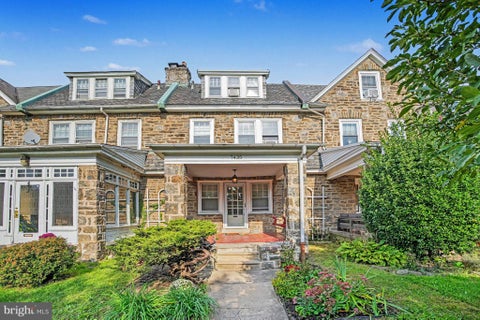 Townhouse For Sale - 7435 Germantown Avenue<br/> PHILADELPHIA, PA 19119