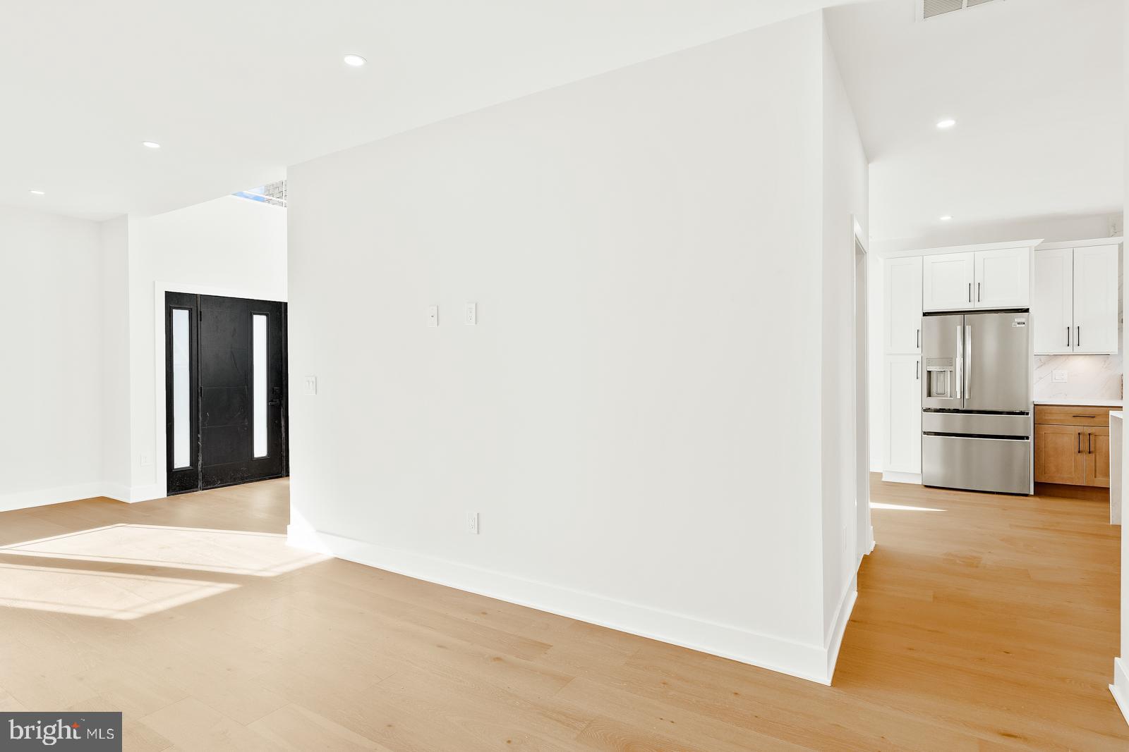 ACADEMY GARDENS - Residential