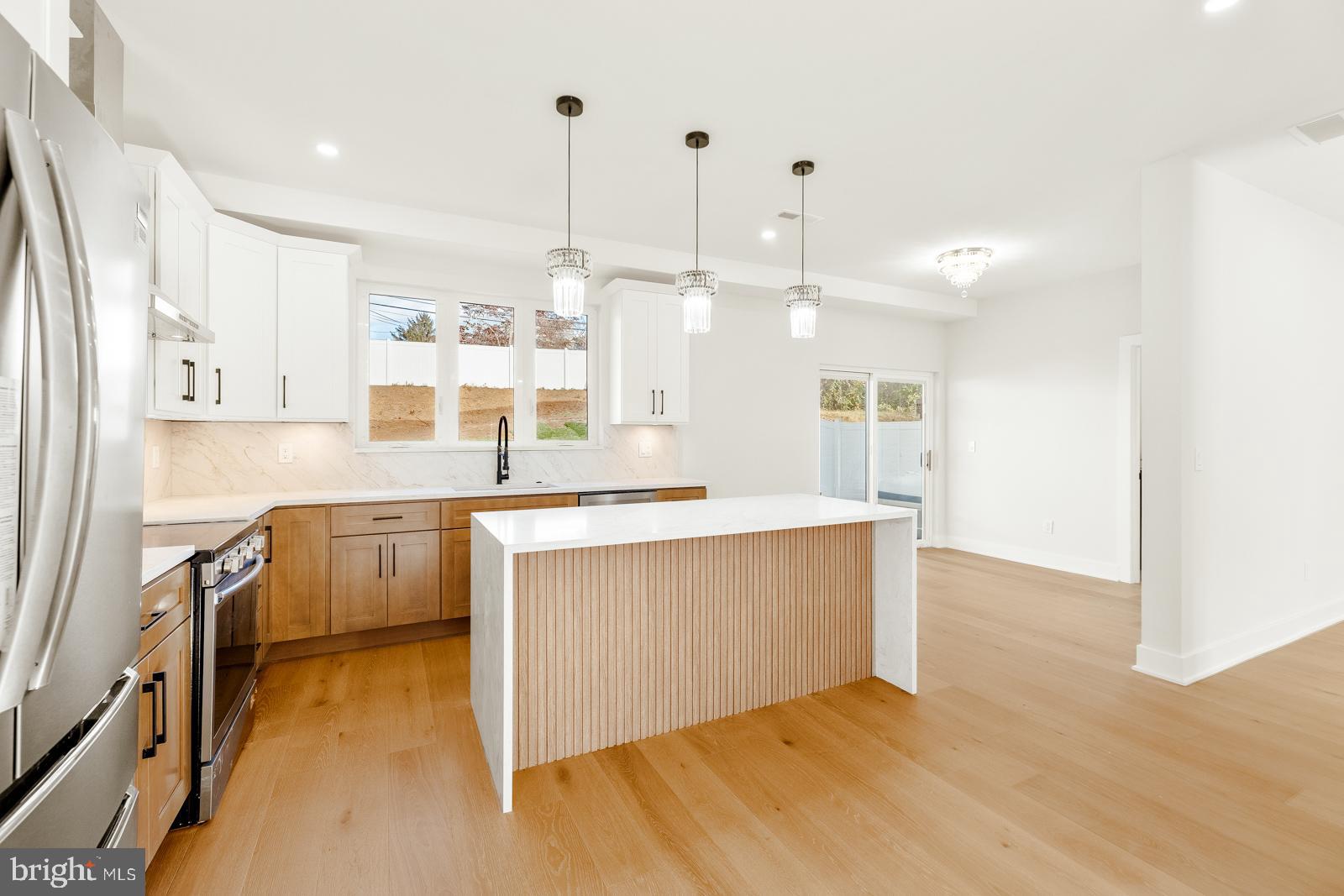 ACADEMY GARDENS - Residential