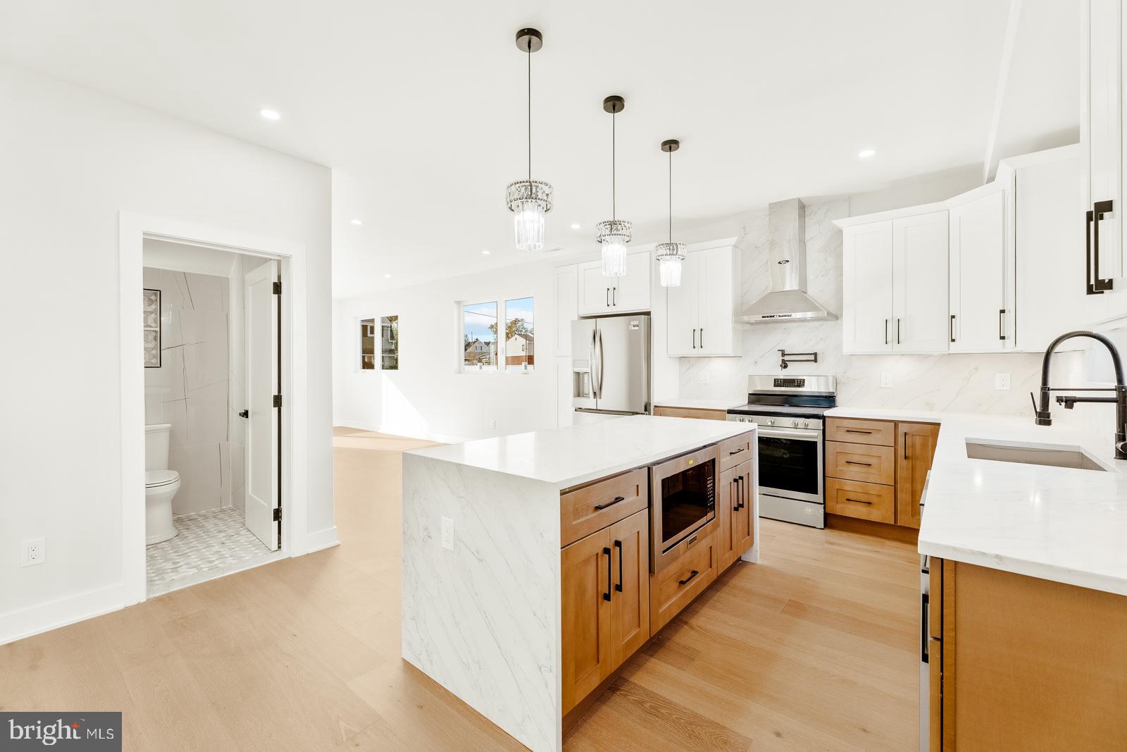 ACADEMY GARDENS - Residential