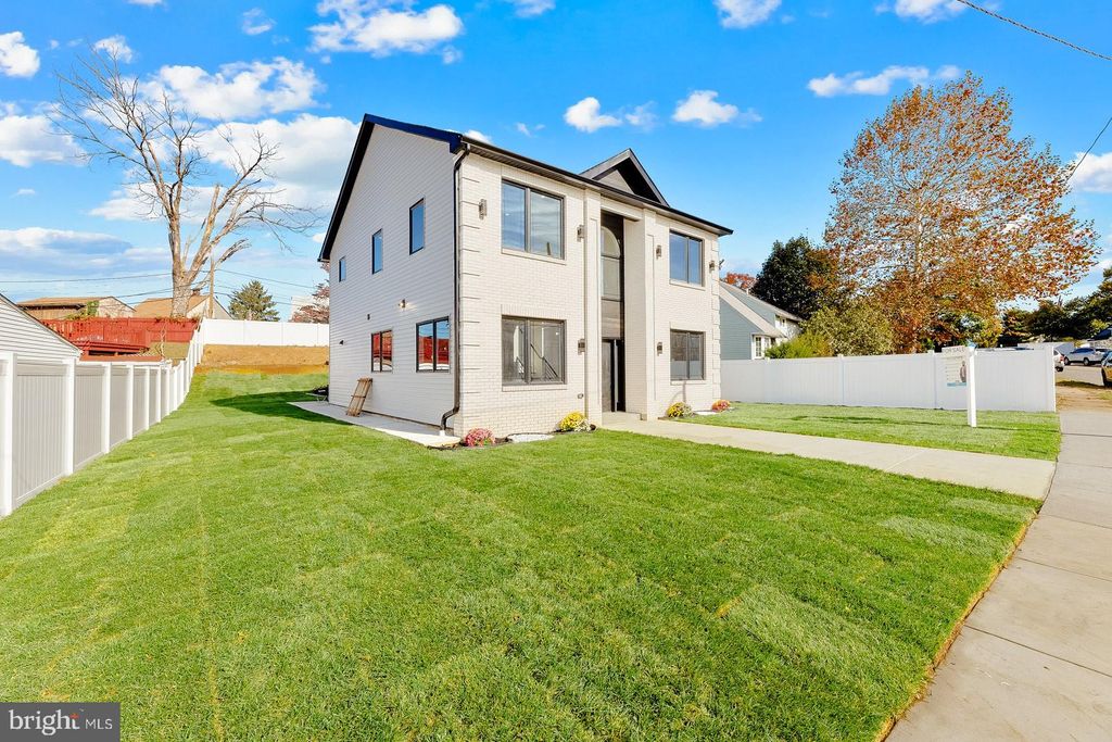 Photo of 3215 Brookdale Road, PHILADELPHIA, PA 19114 (MLS # PAPH2549494)