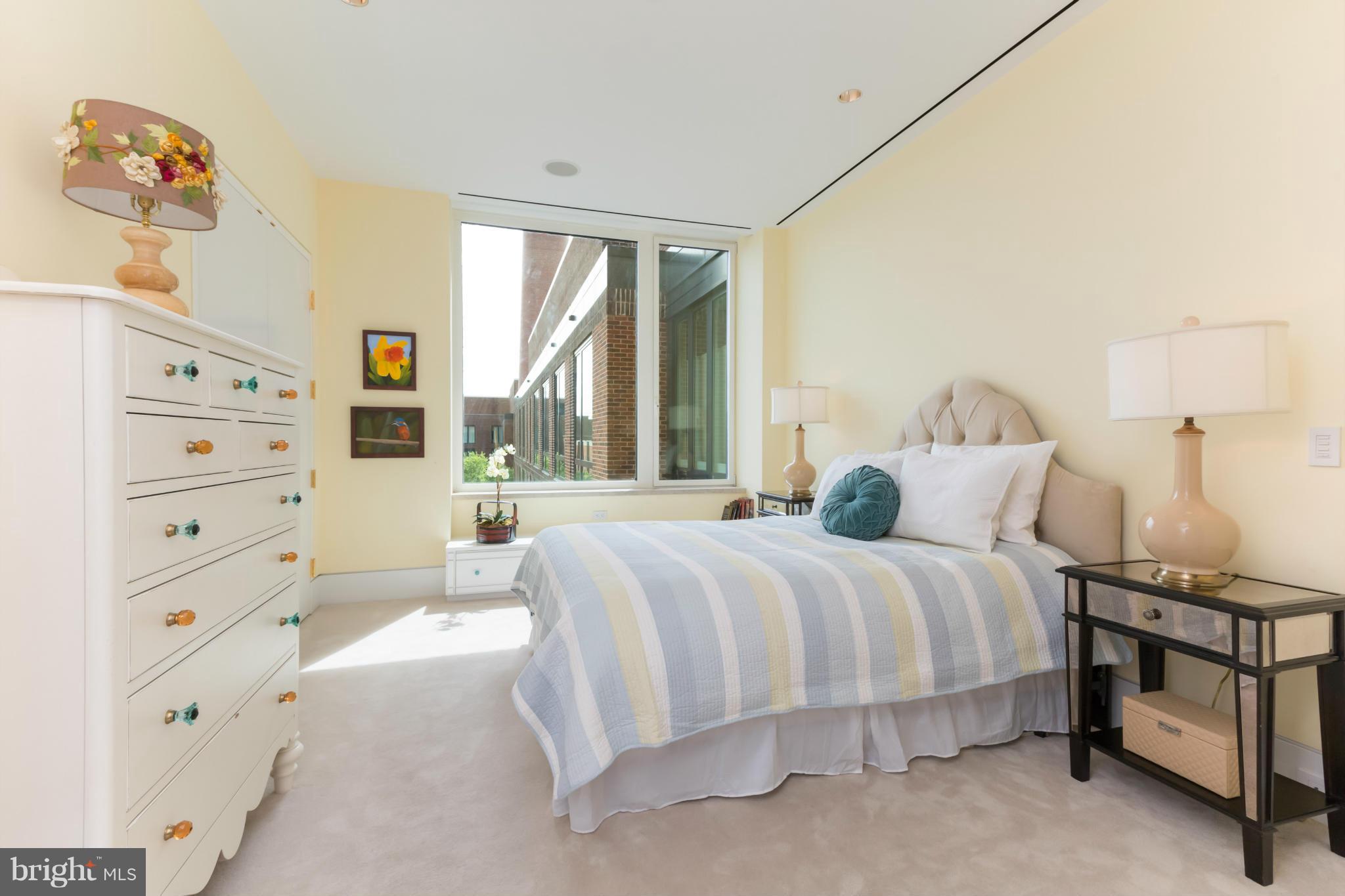 GEORGETOWN - Residential