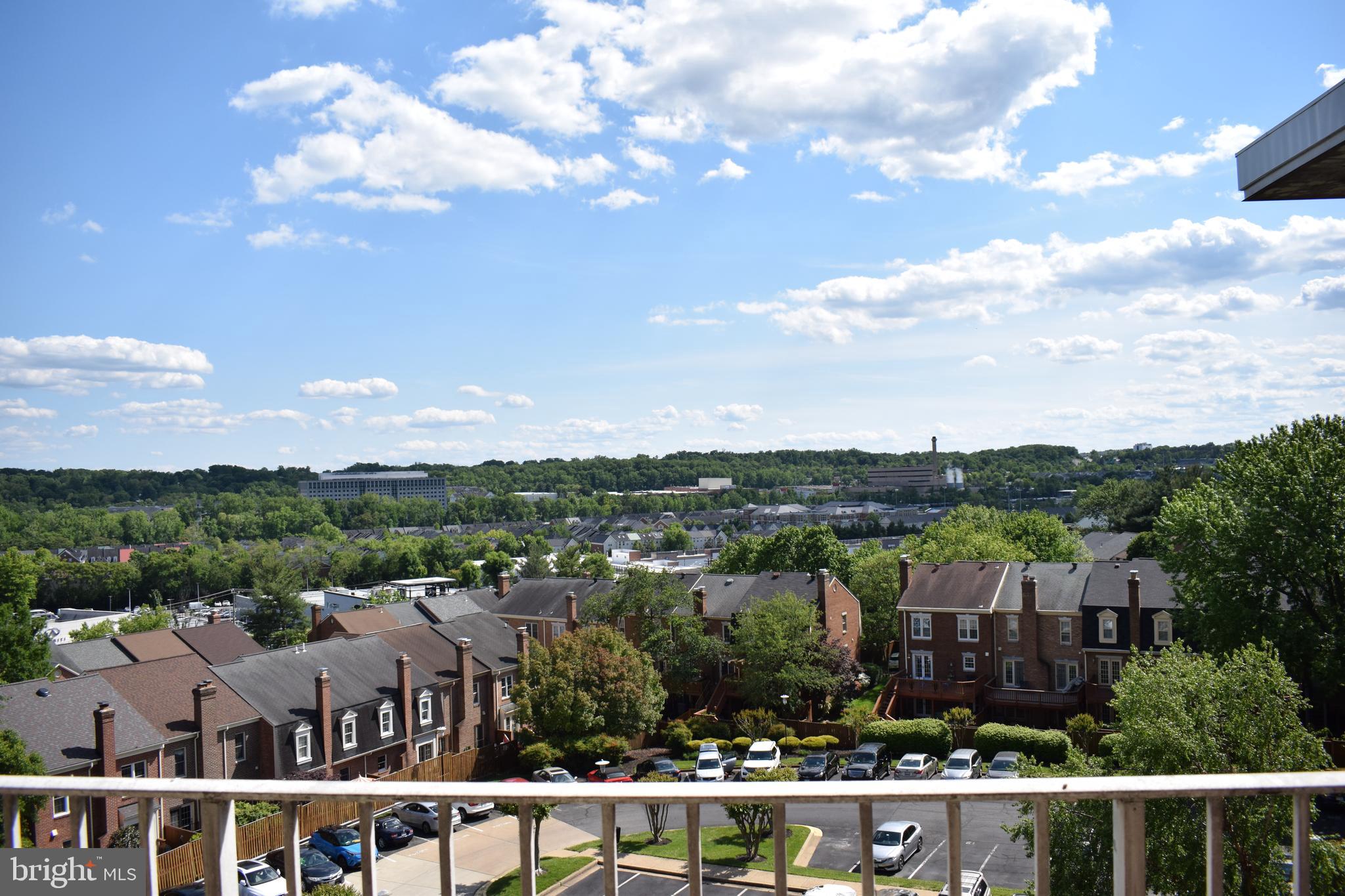 WAPLETON CONDOMINIUM - Residential Lease