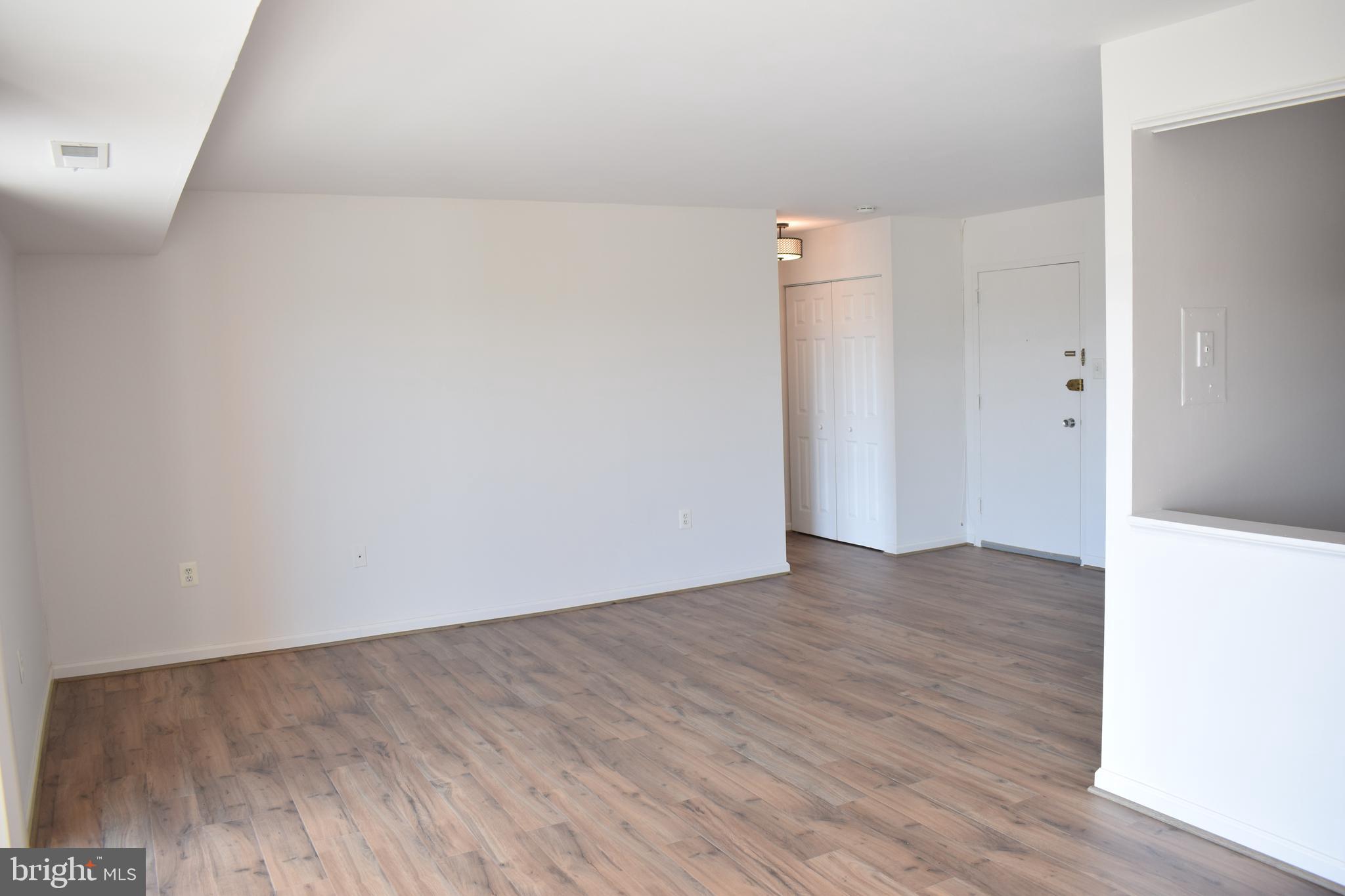 WAPLETON CONDOMINIUM - Residential Lease