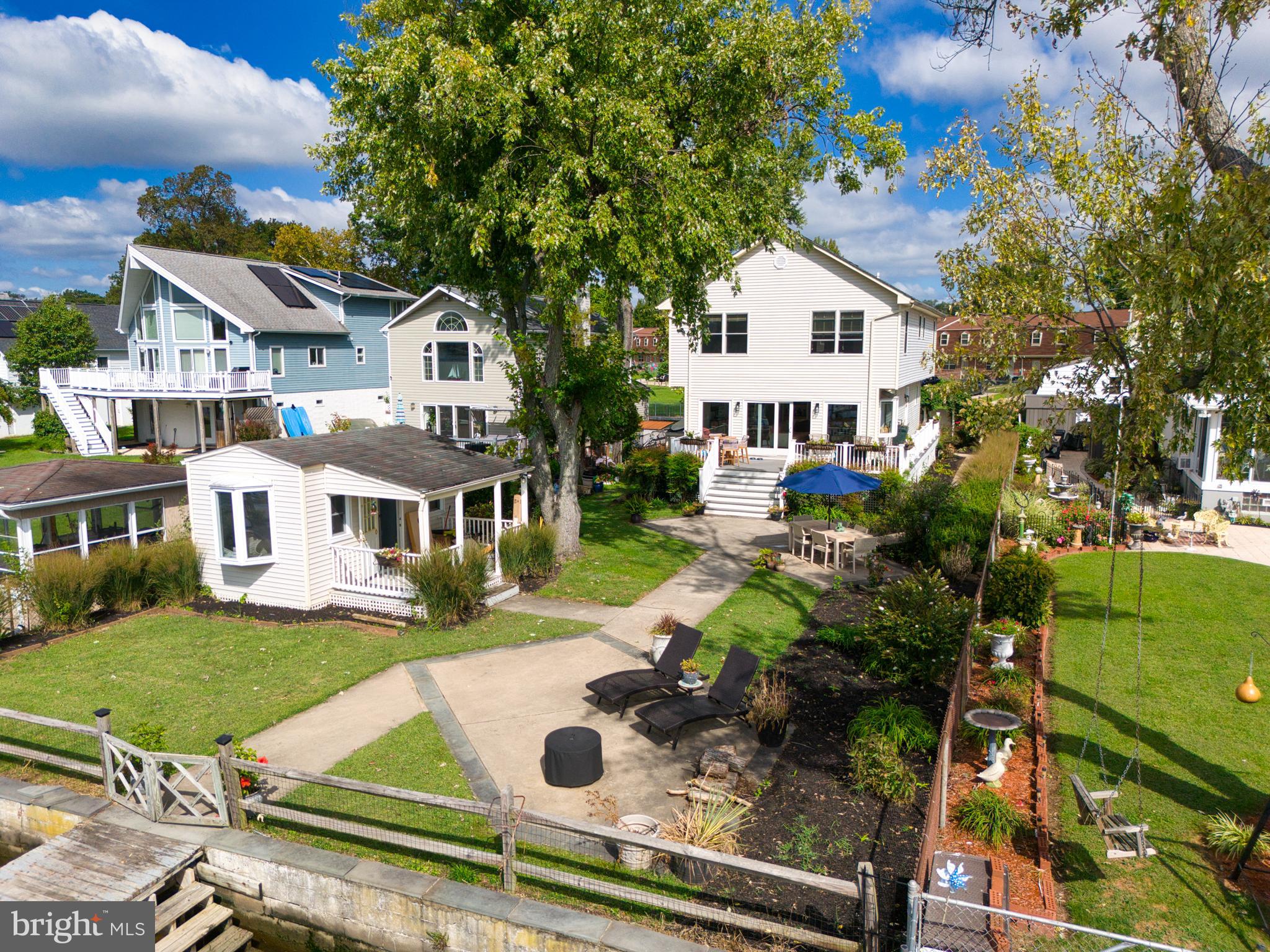 MIDDLE RIVER - Residential