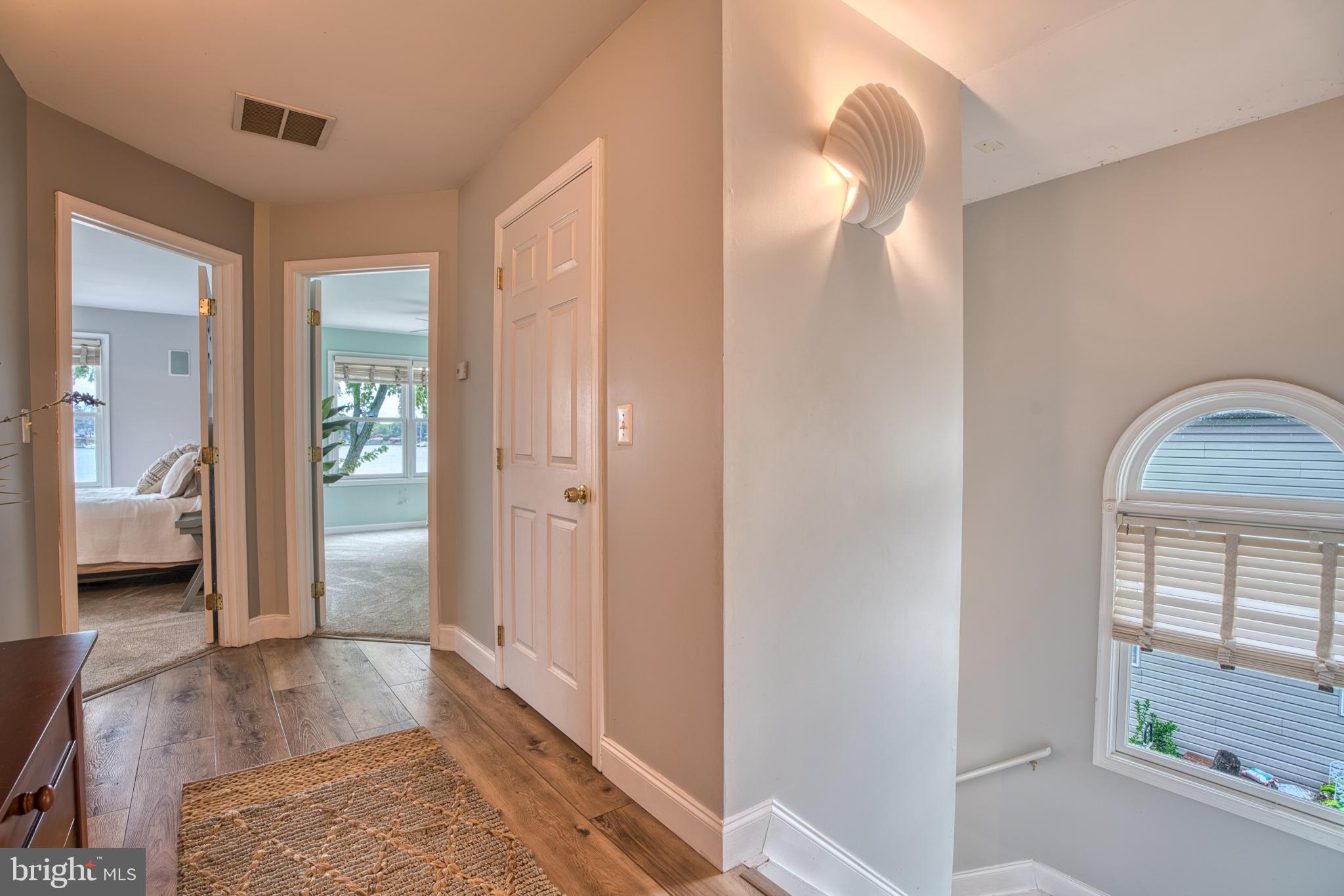 MIDDLE RIVER - Residential