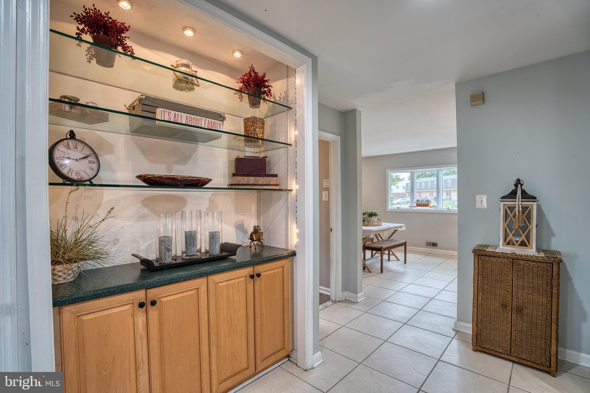 MIDDLE RIVER - Residential