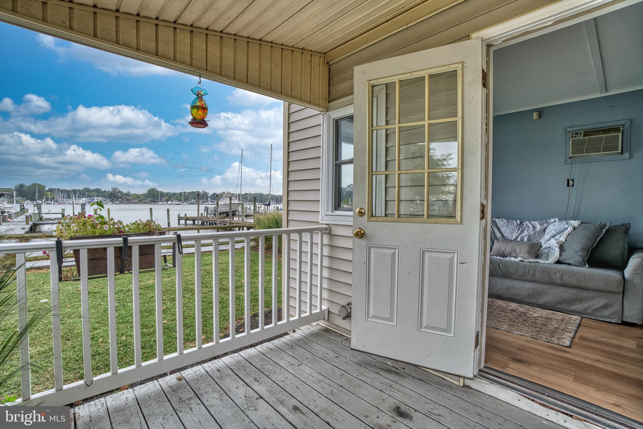 MIDDLE RIVER - Residential