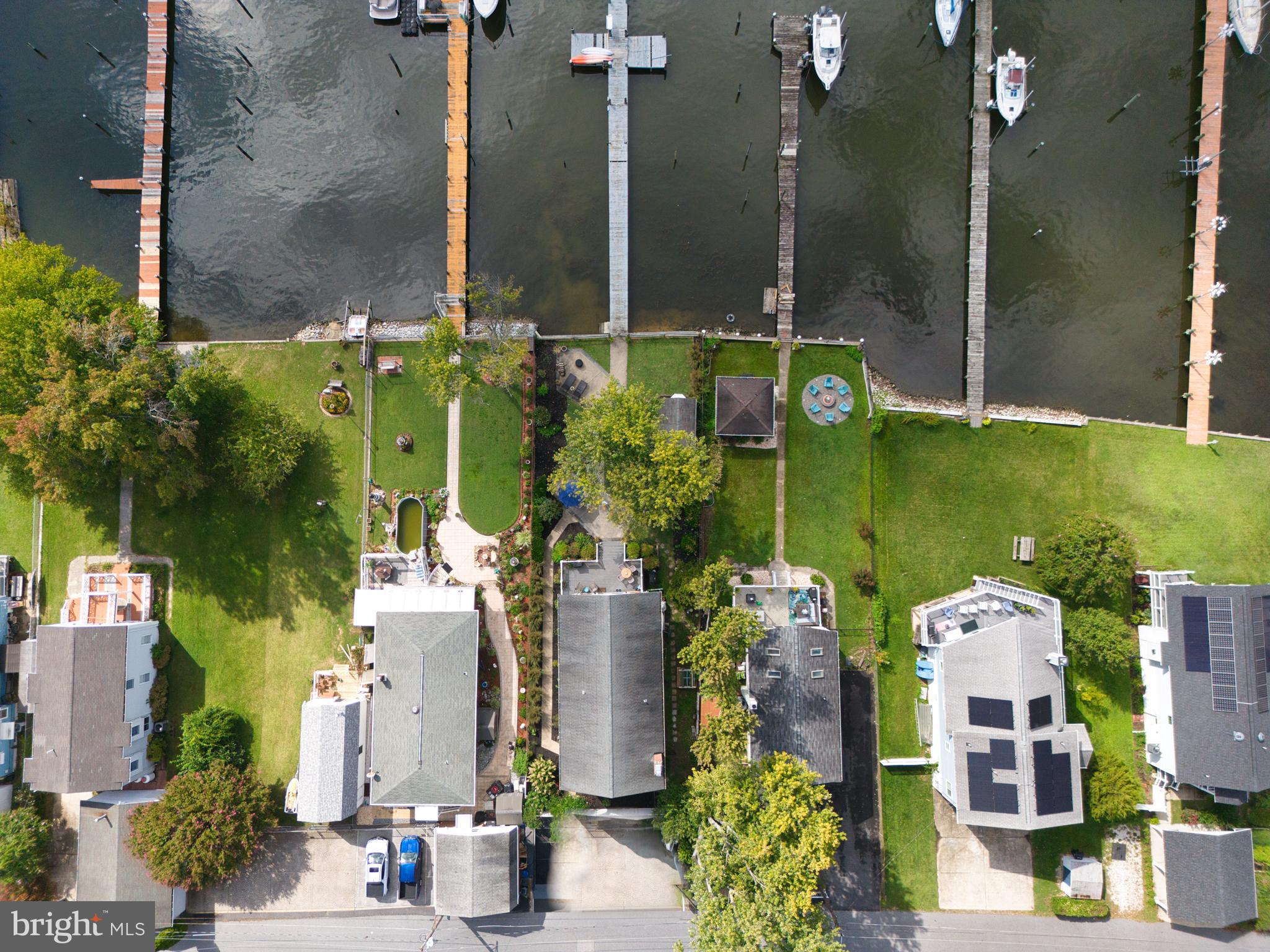 MIDDLE RIVER - Residential