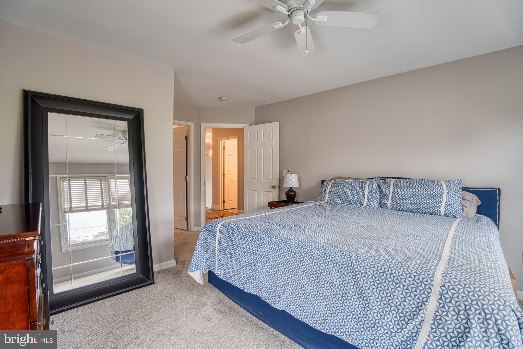 MIDDLE RIVER - Residential