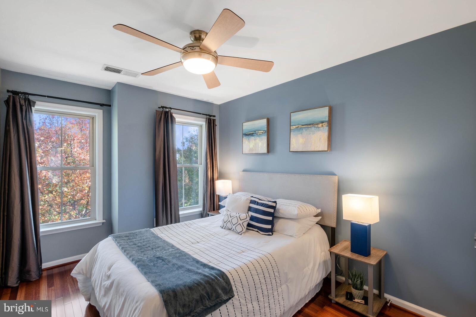 SHIRLINGTON CREST - Residential