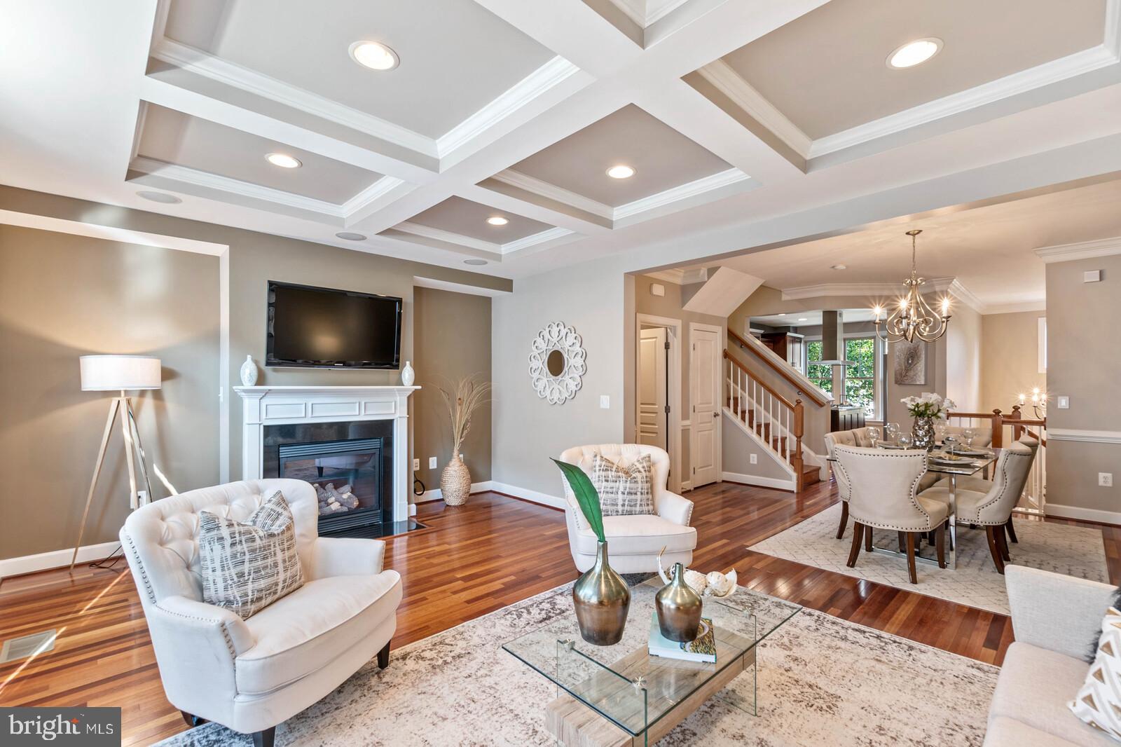 SHIRLINGTON CREST - Residential