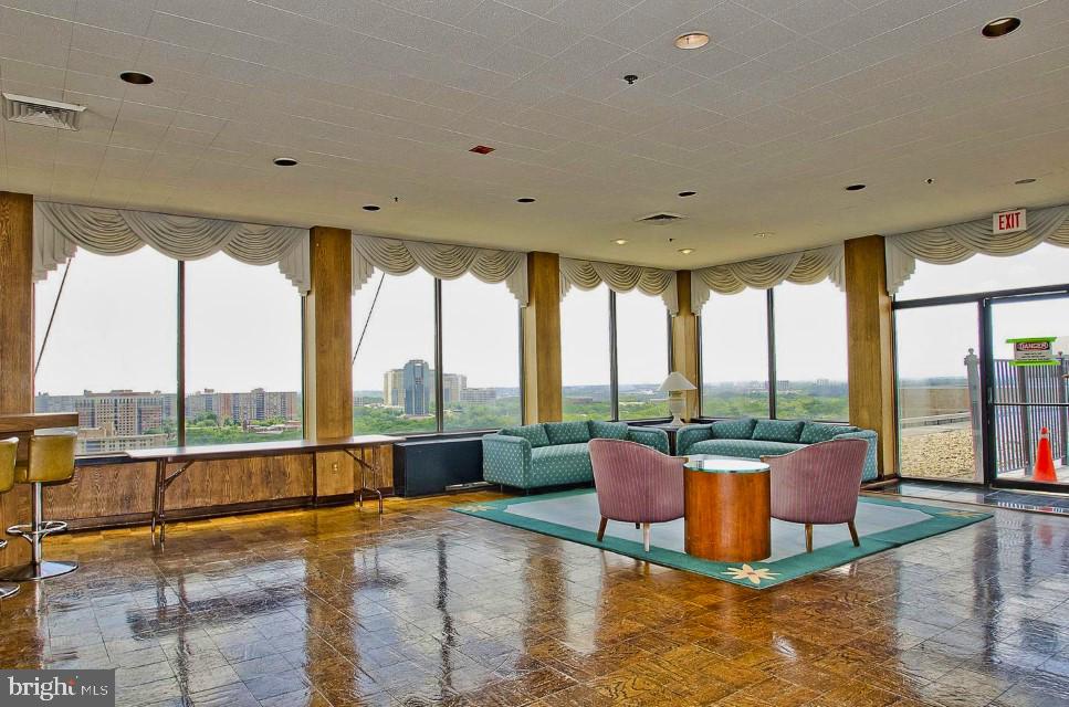 3713 S GEORGE MASON DRIVE 1601