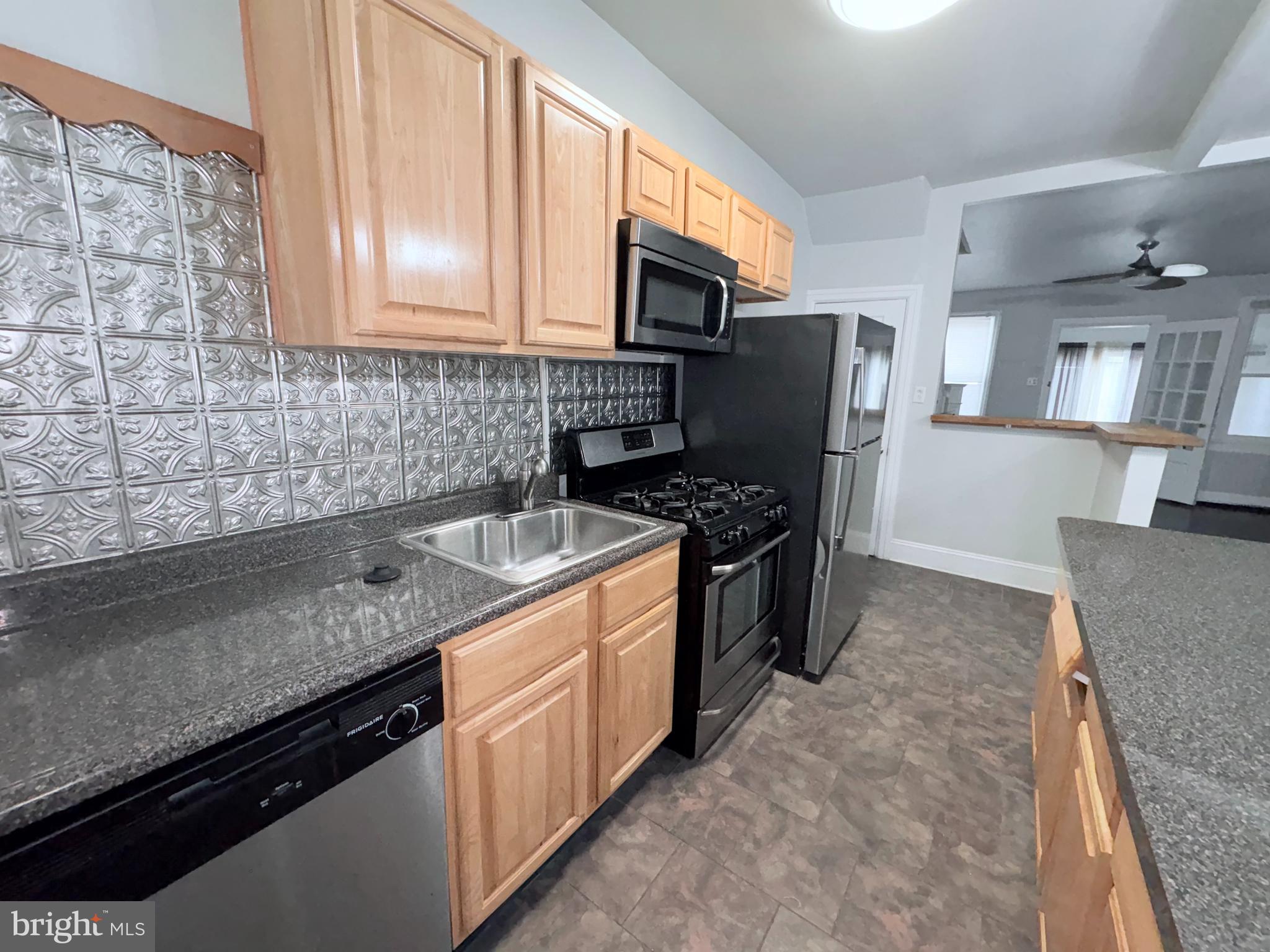 WEST PHILADELPHIA - Residential