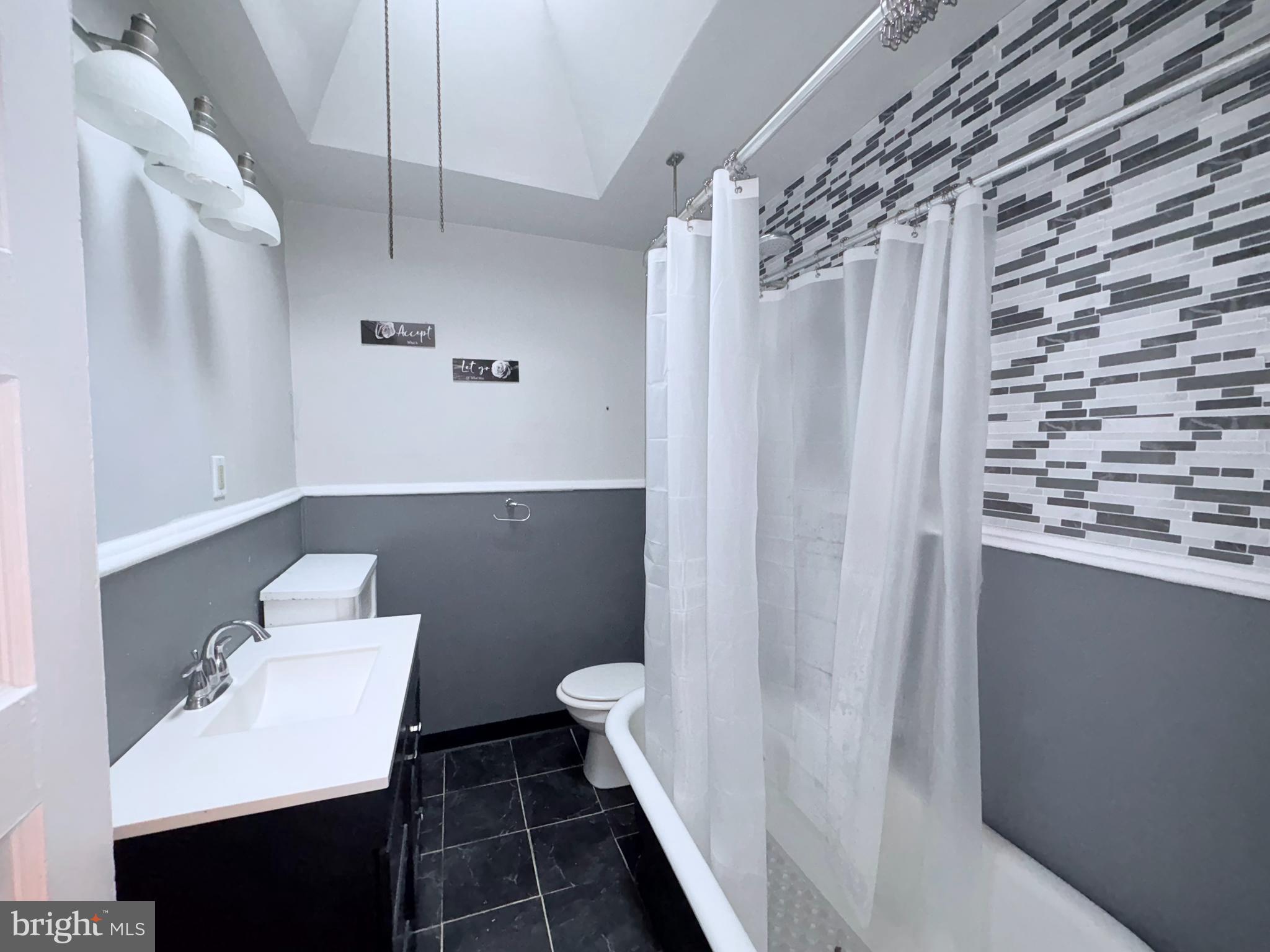 WEST PHILADELPHIA - Residential