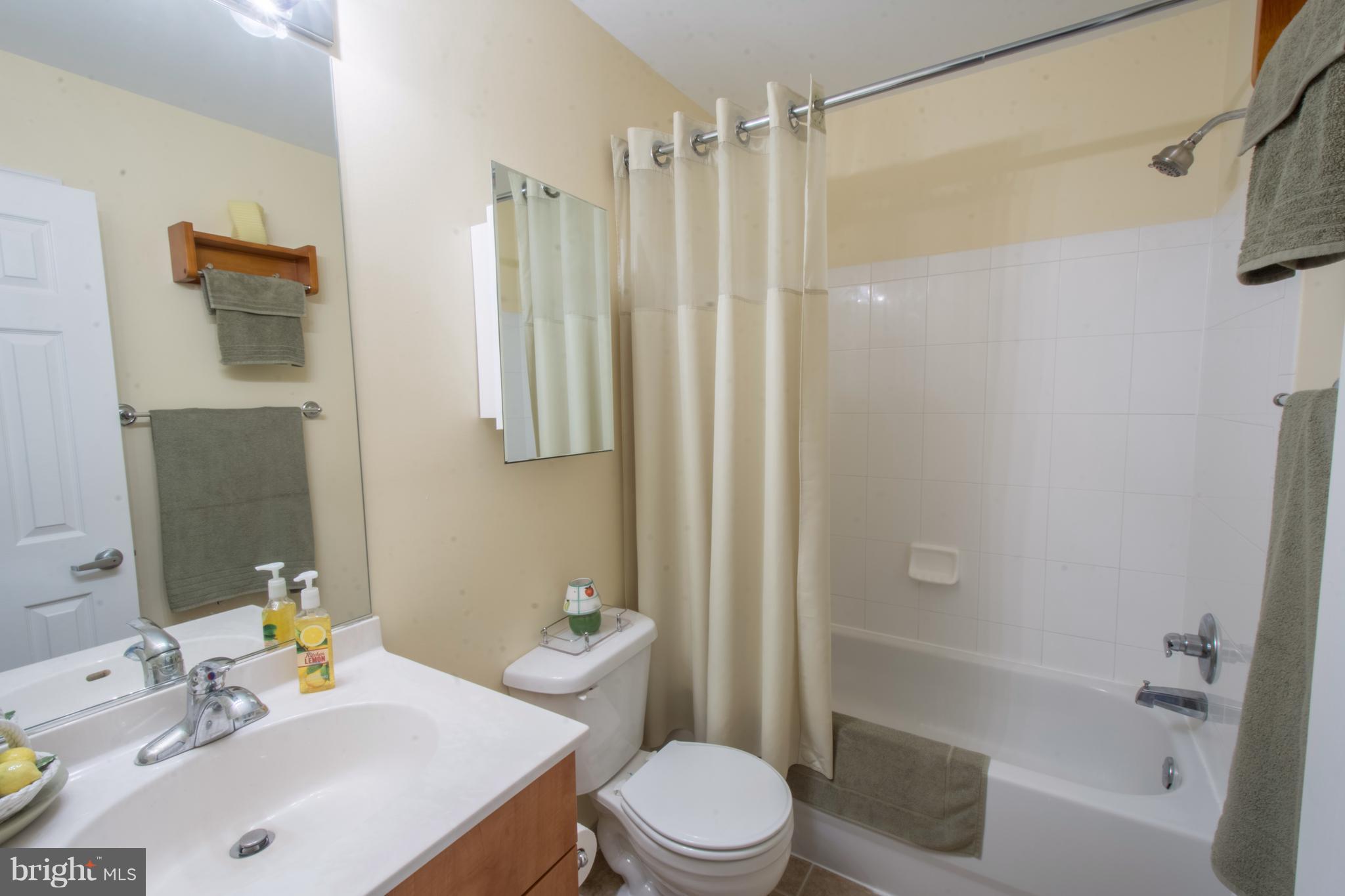 THE LANDING AT SPA CREEK - Residential