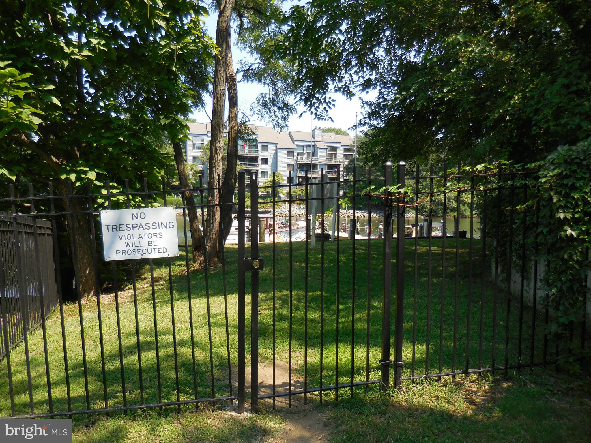 THE LANDING AT SPA CREEK - Residential