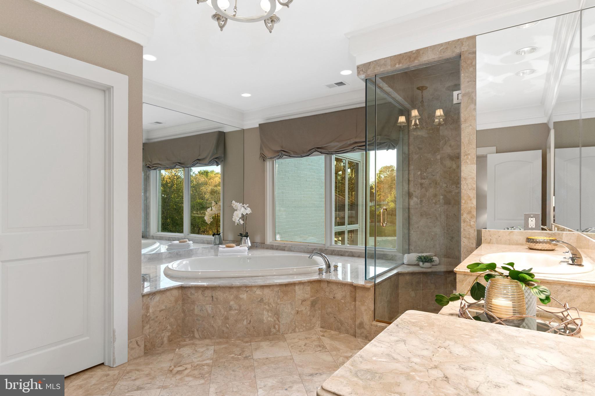 KENTSDALE ESTATES - Residential