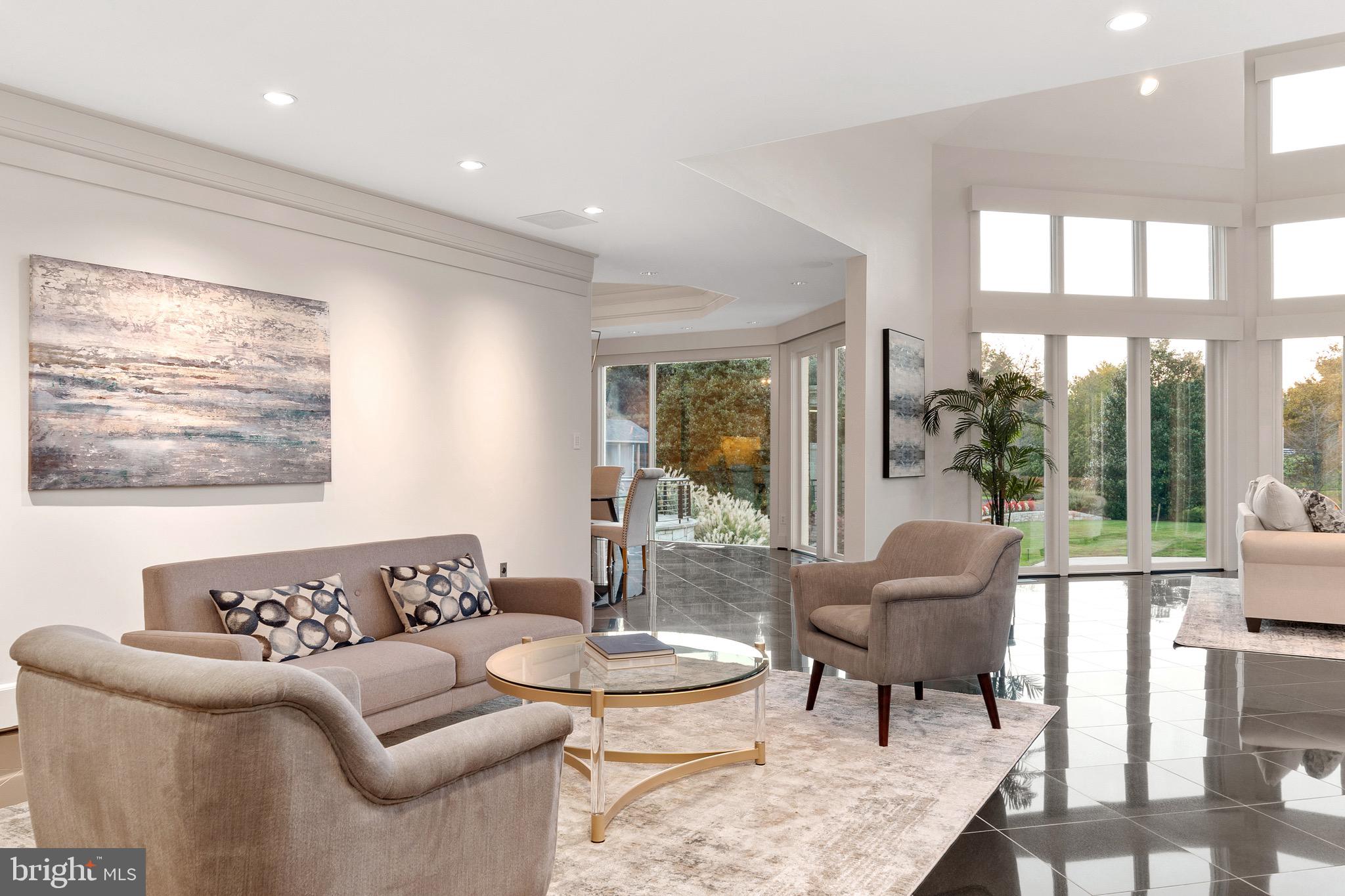 KENTSDALE ESTATES - Residential