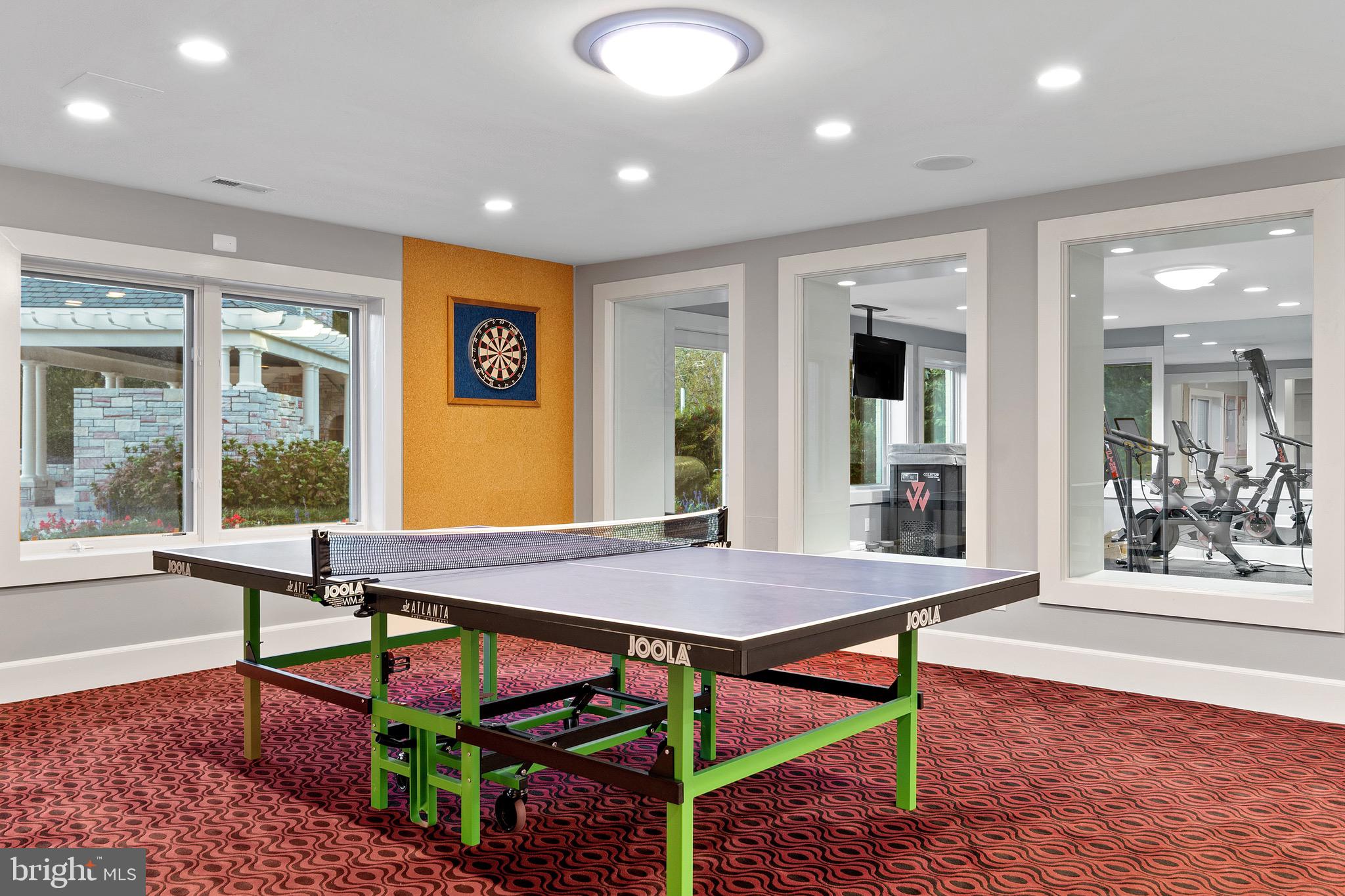 KENTSDALE ESTATES - Residential