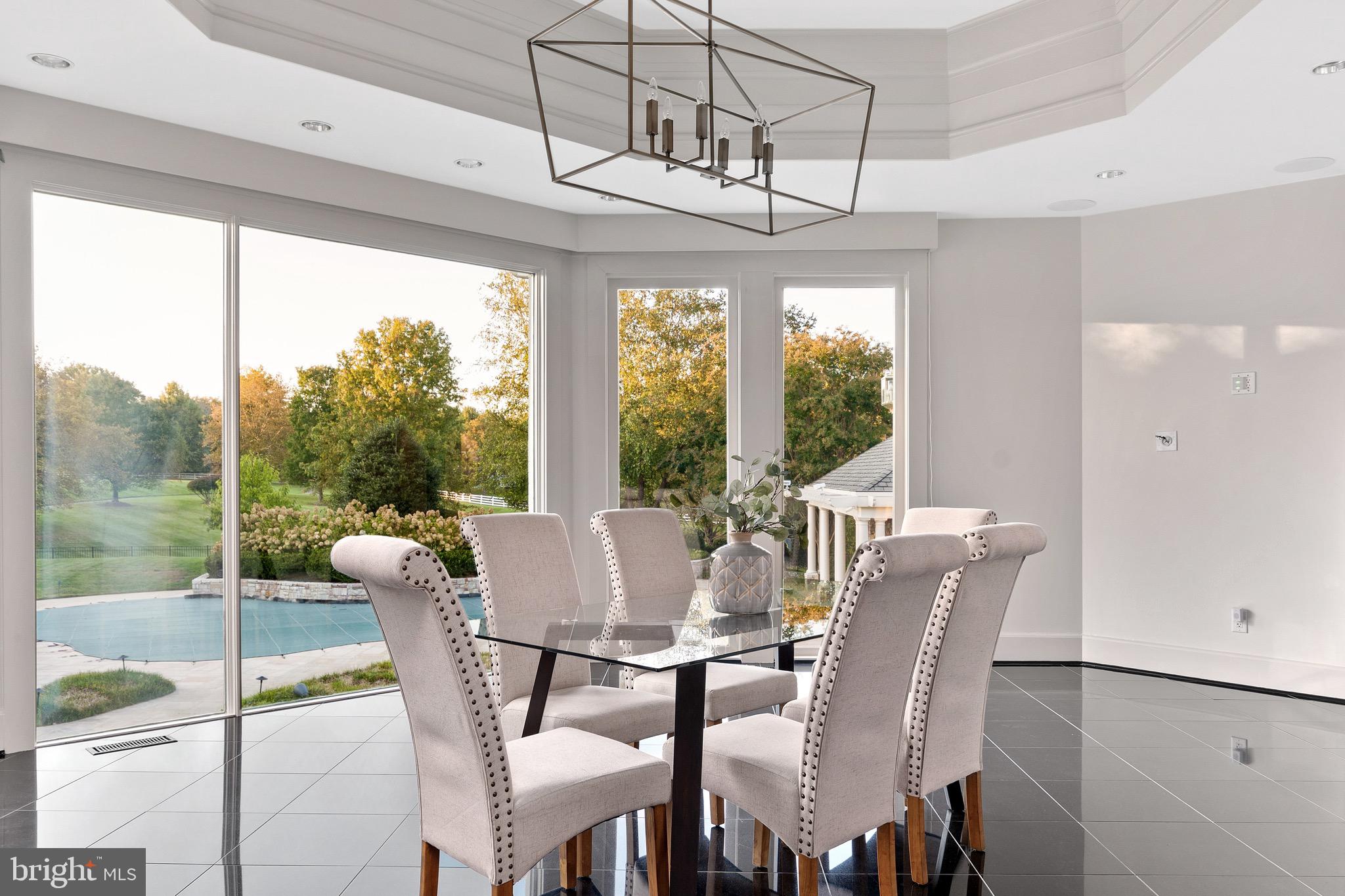 KENTSDALE ESTATES - Residential