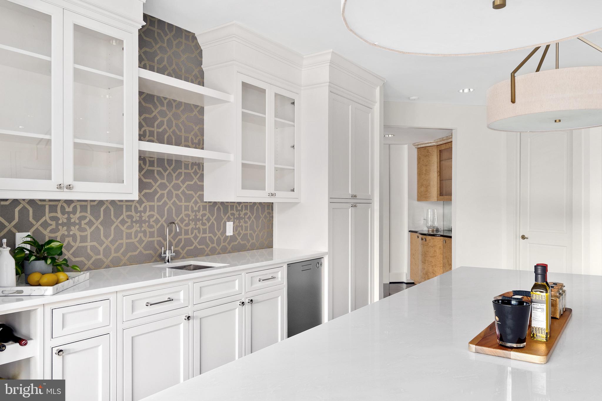 KENTSDALE ESTATES - Residential