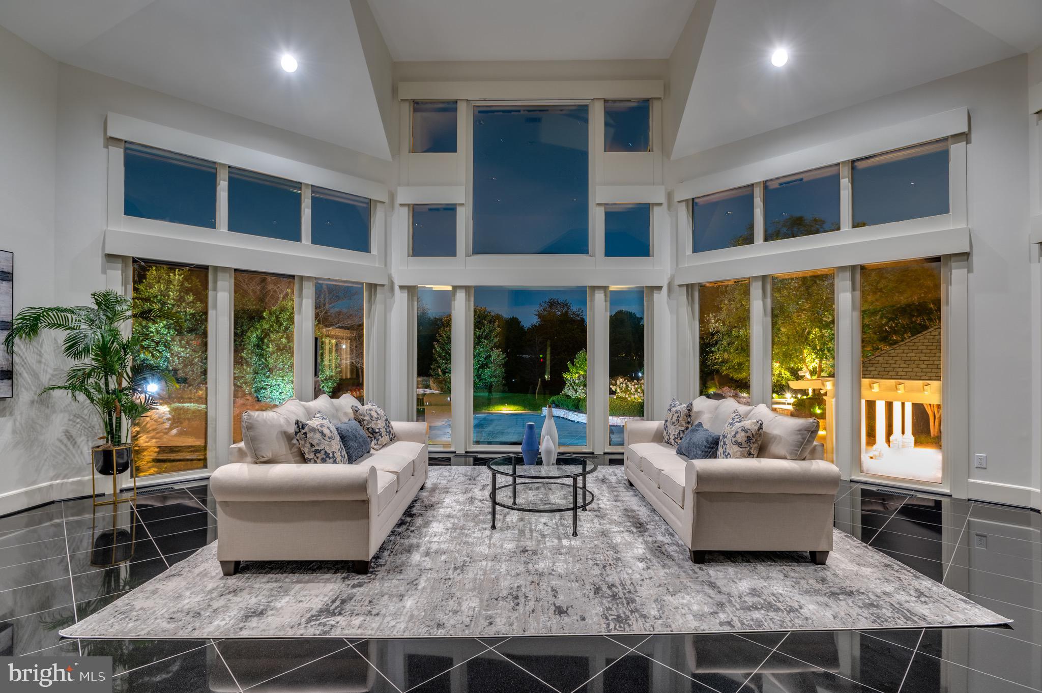 KENTSDALE ESTATES - Residential