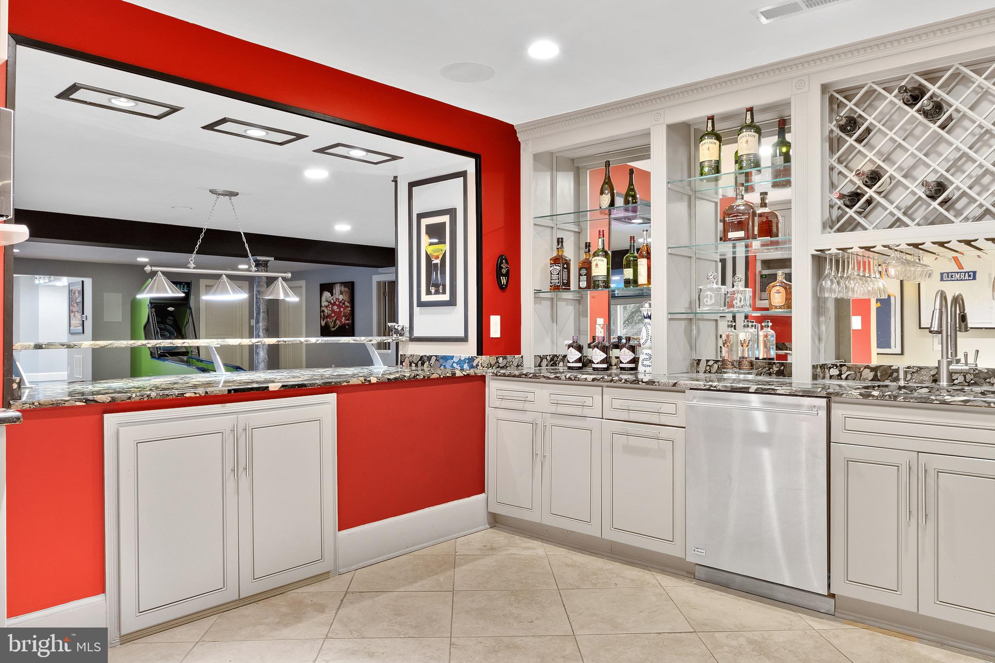 KENTSDALE ESTATES - Residential