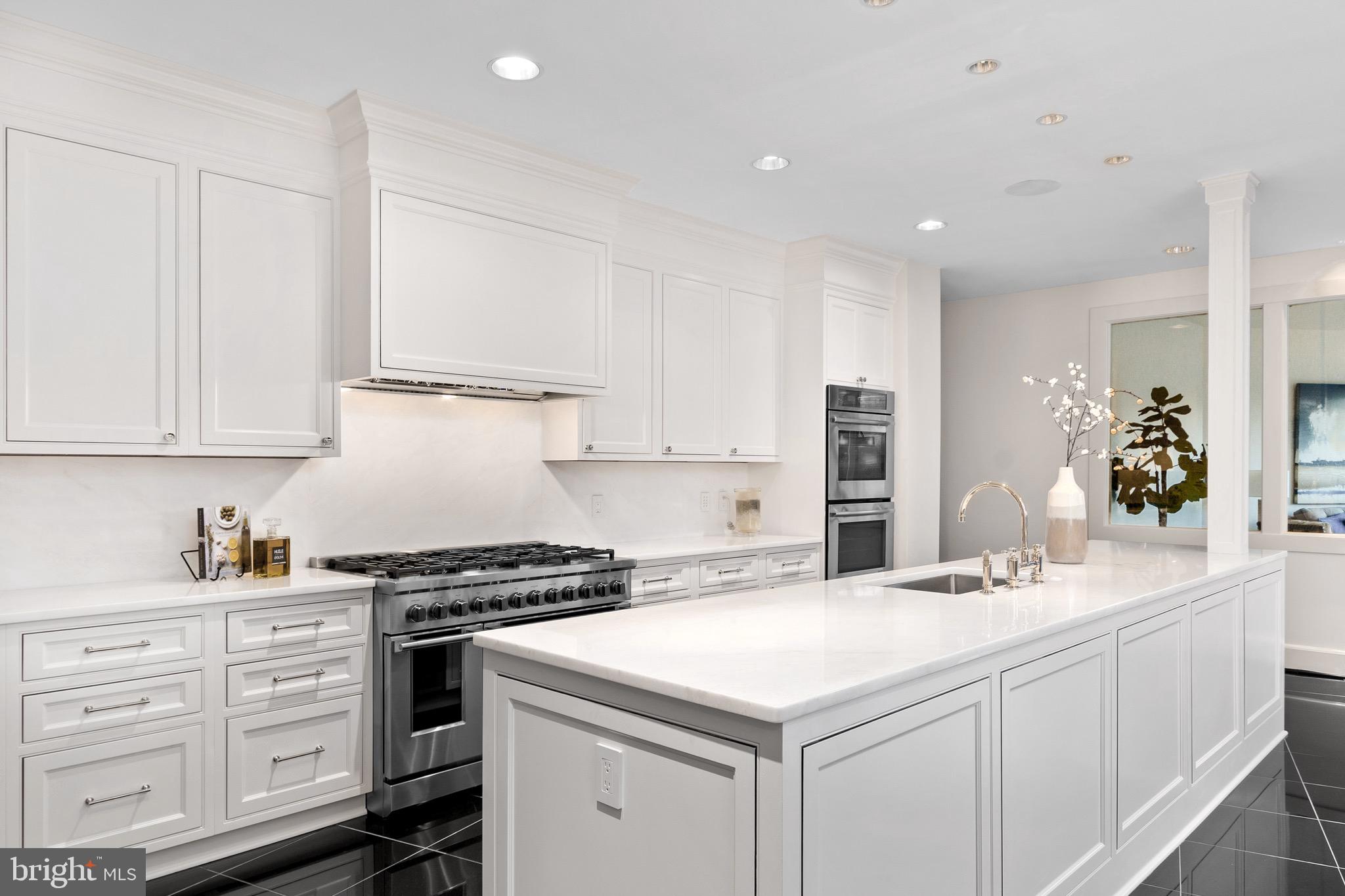 KENTSDALE ESTATES - Residential