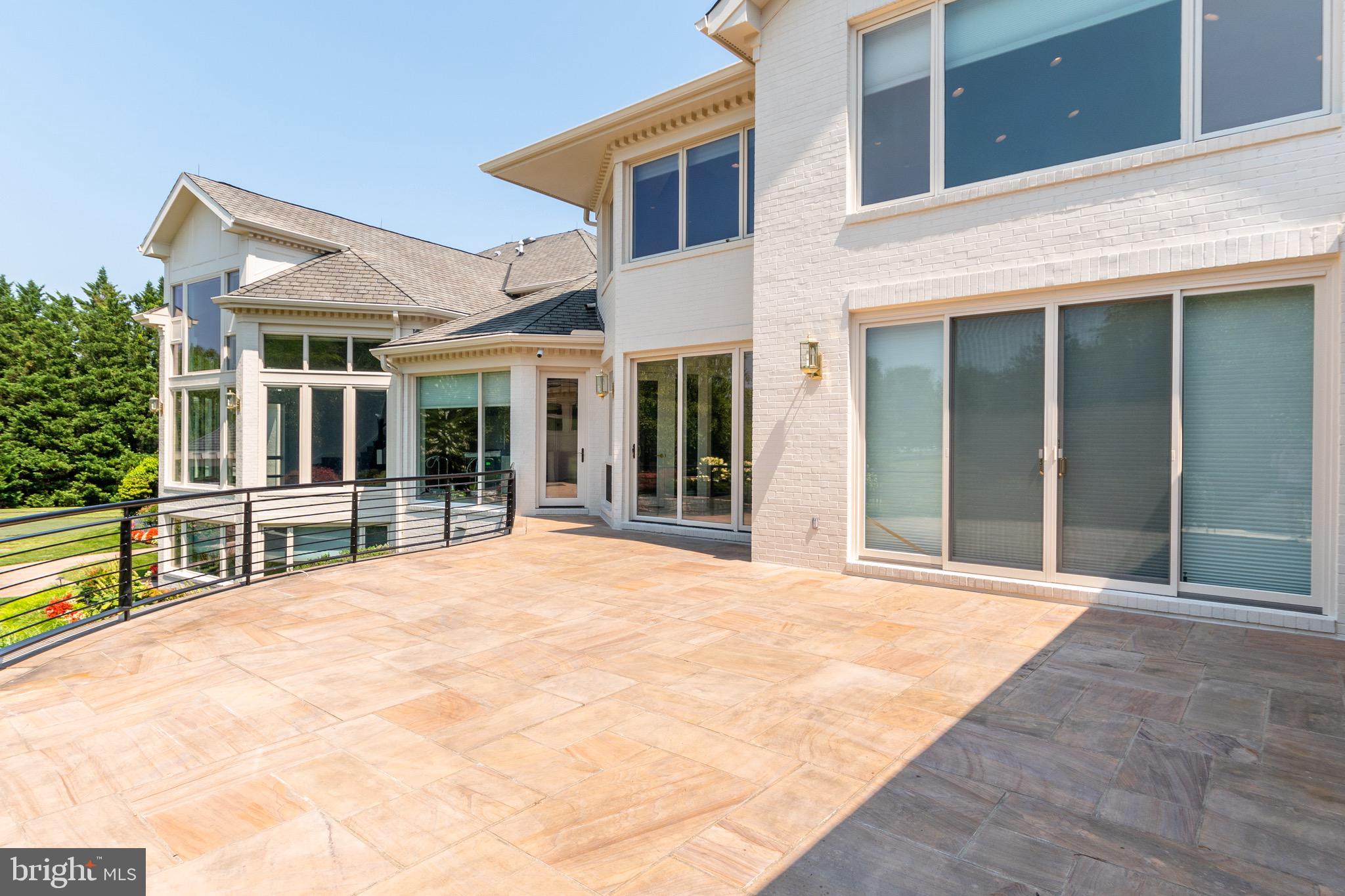 KENTSDALE ESTATES - Residential