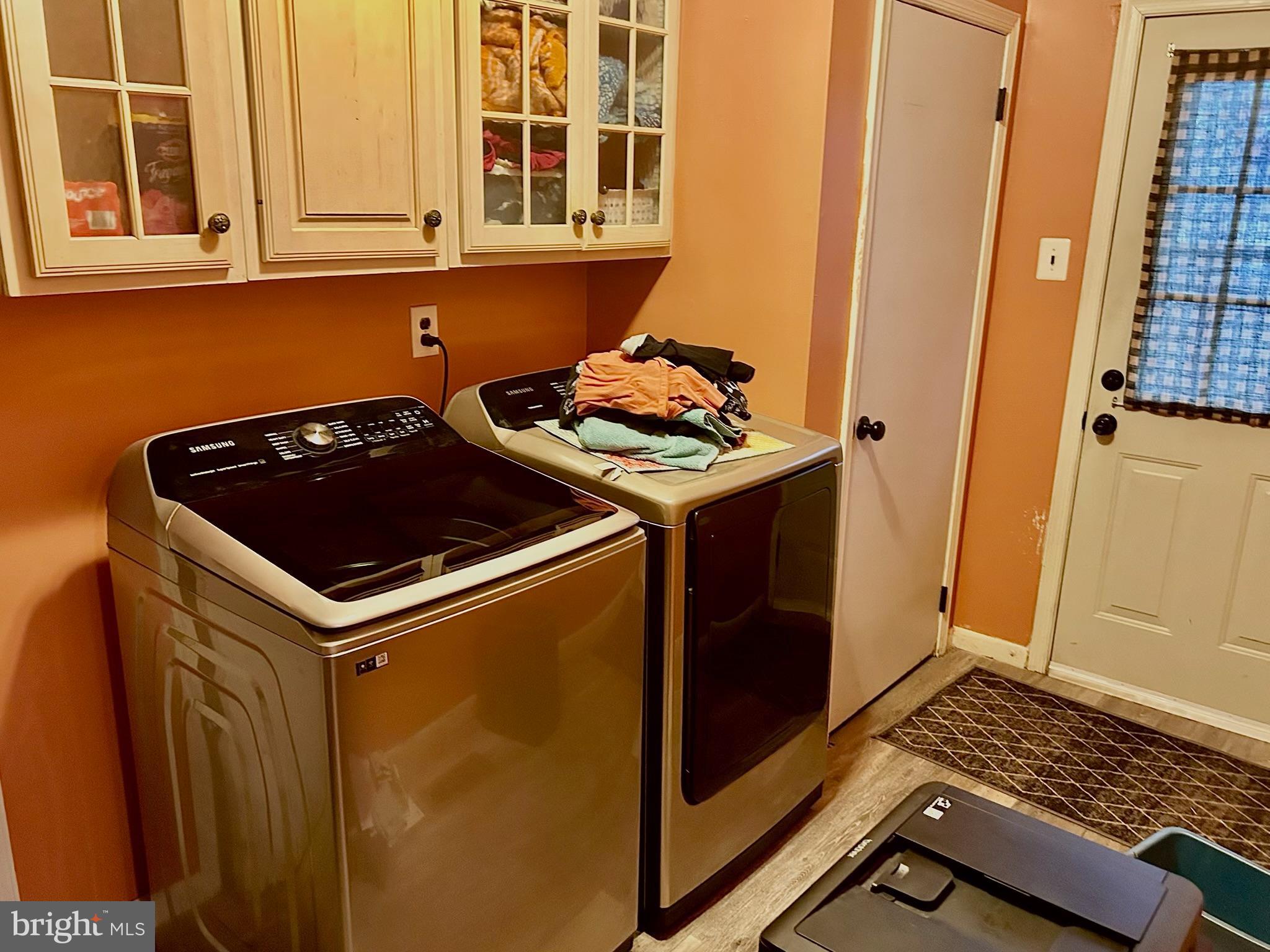 OAK PINES - Residential