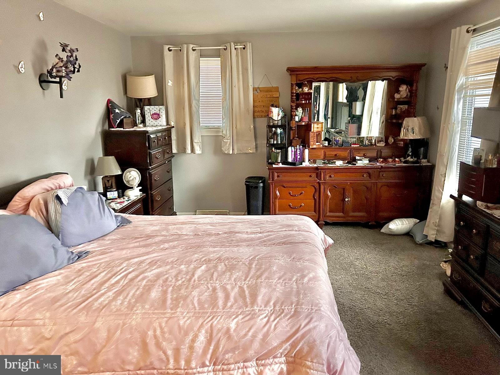 OAK PINES - Residential